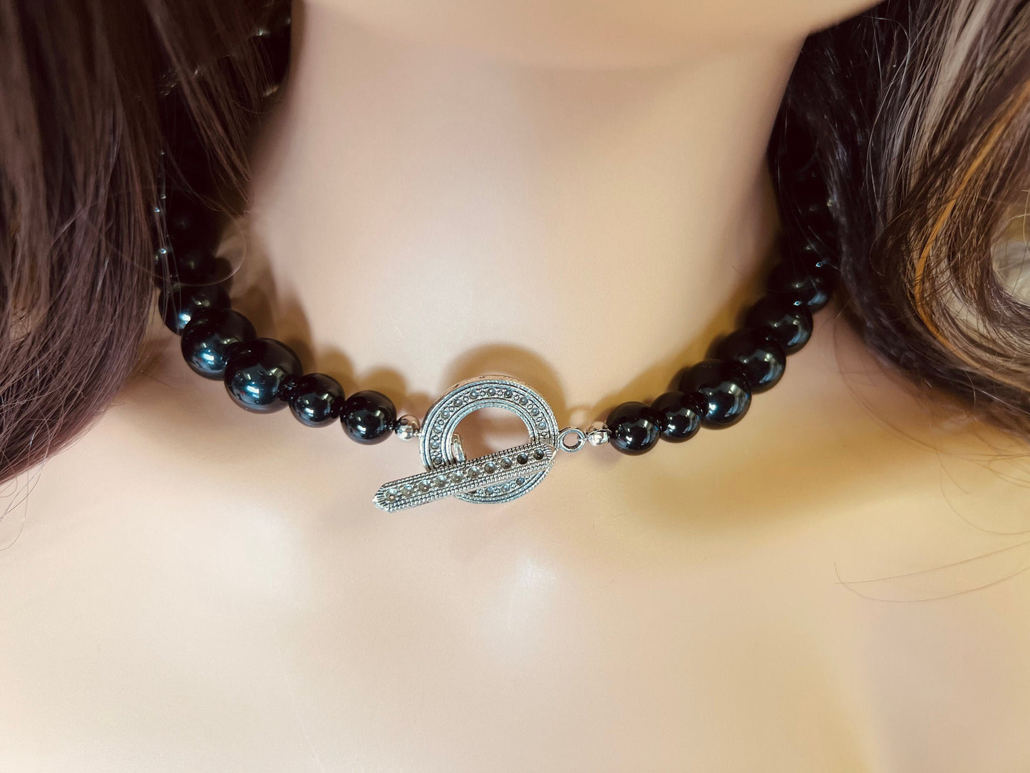 Genuine Black Onyx 14mm Large Smooth Round Bali Style Toggle Necklace, elegant gift