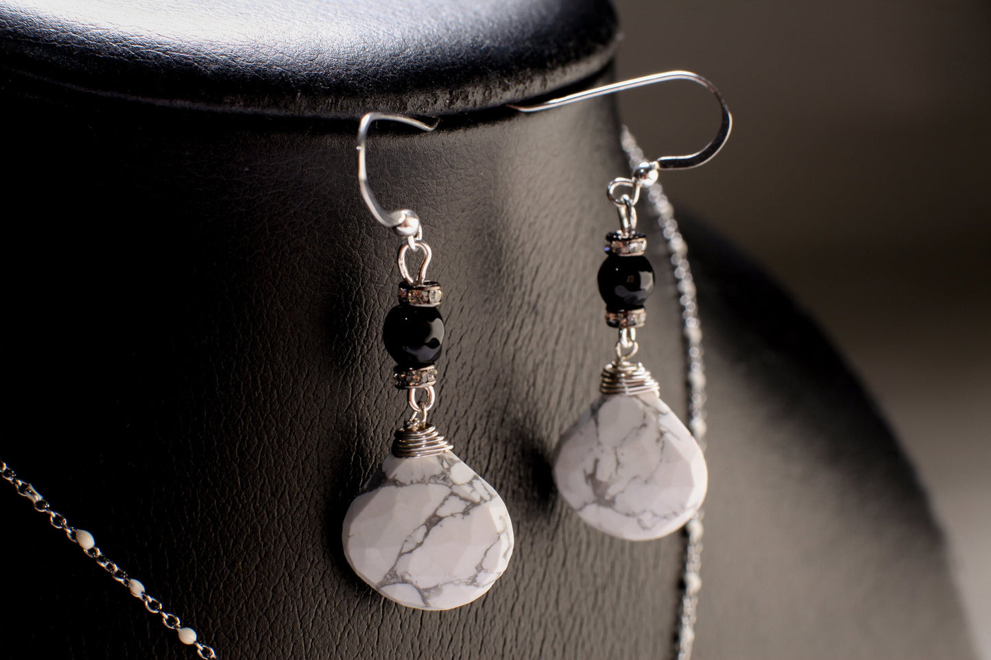 Natural White Howlite 17x21mm Wire Wrapped Heart Shape Faceted Teardrop Pendant Necklace, Matching Earrings 925 Sterling Silver Jewelry Set