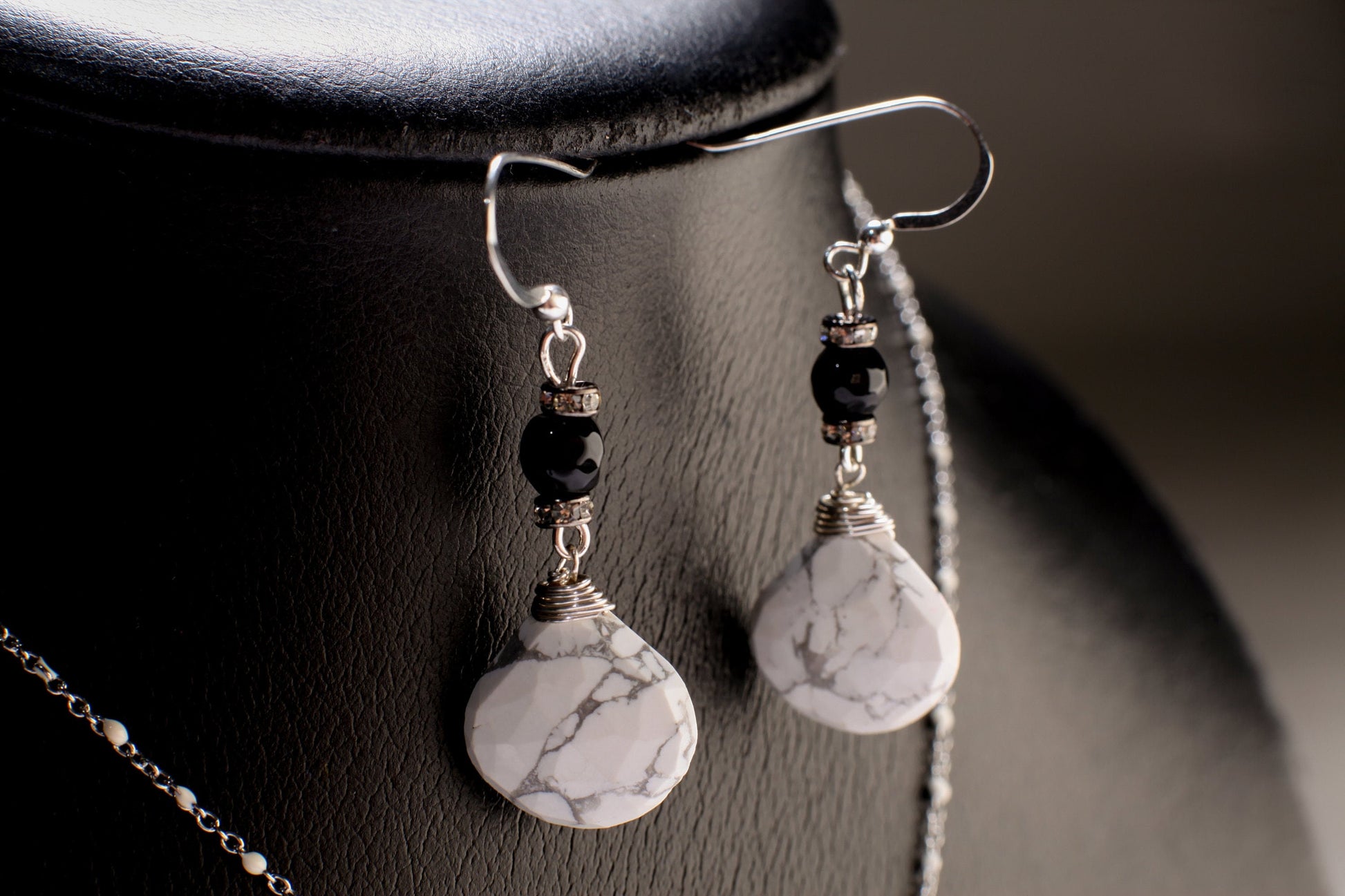 Natural White Howlite 17x21mm Wire Wrapped Heart Shape Faceted Teardrop Pendant Necklace, Matching Earrings 925 Sterling Silver Jewelry Set