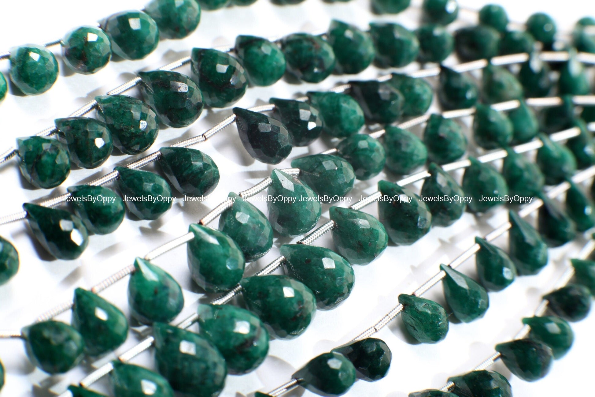 Emerald Briolette, Genuine Graduated Emerald Green Faceted Teardrop 5x7-7x11mm Gemstone Jewelry Making Bracelet, Necklace Earrings Beads 9&quot;