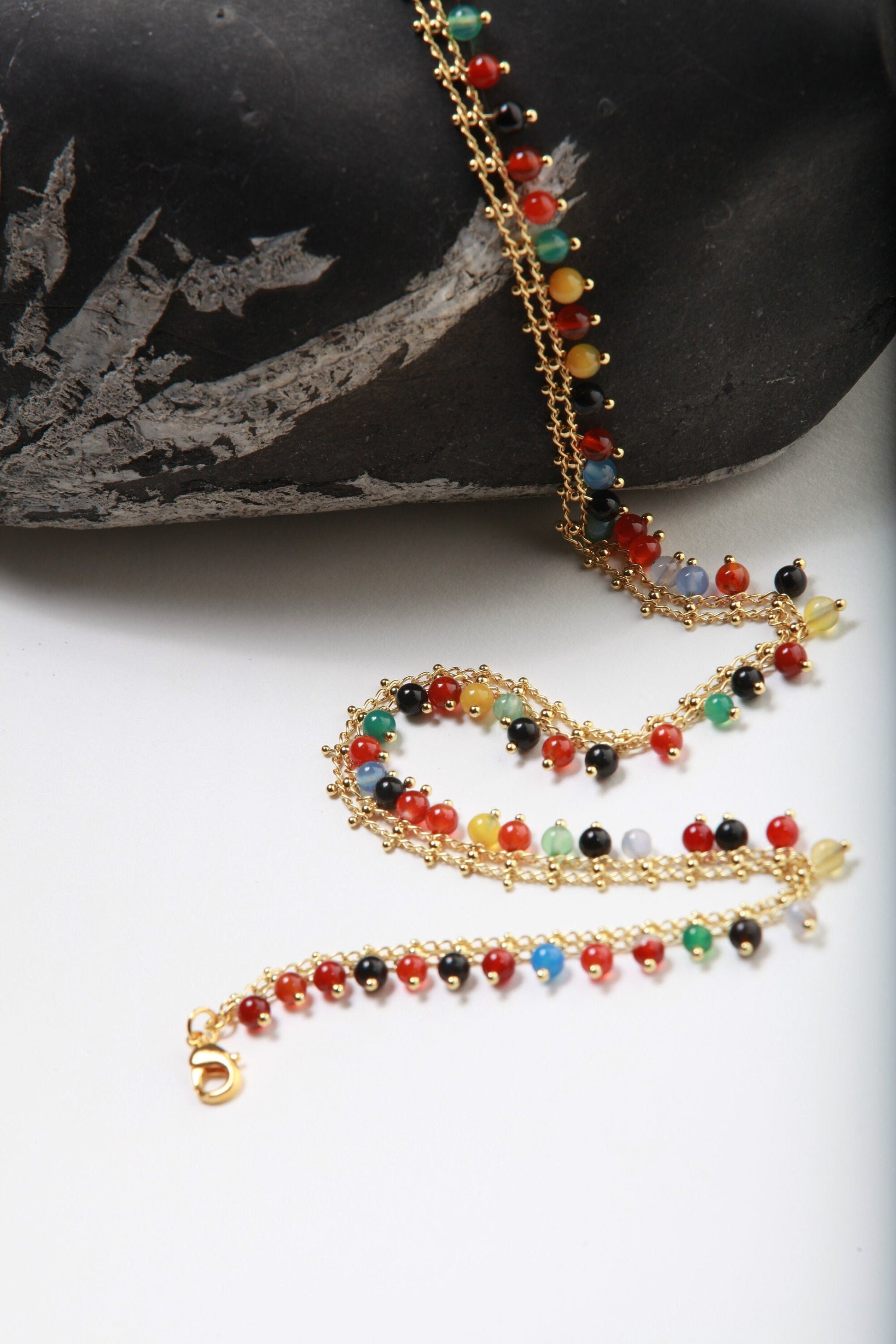 Natural multi gemstone Carnelian,Green Onyx,Blue Agate, Honey Jade, Black Onyx,Chalcedony Gemstones Dangling Gold Rosary Chain Necklace