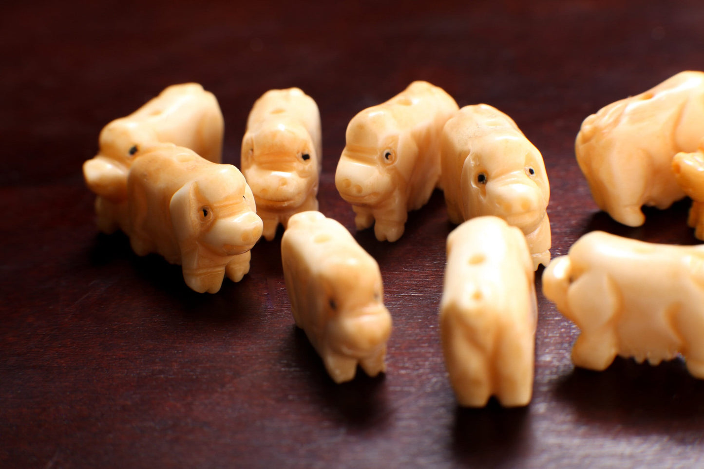 Carved Buffalo Bone Pig, 11-14x20mm, Hand Crafted Animal Figurine Drilled Bead, Art Deco