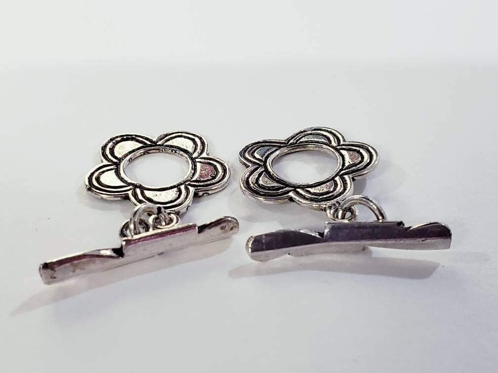 925 Sterling silver 17mm Daisy flower Bali handmade toggle clasp. 1 set