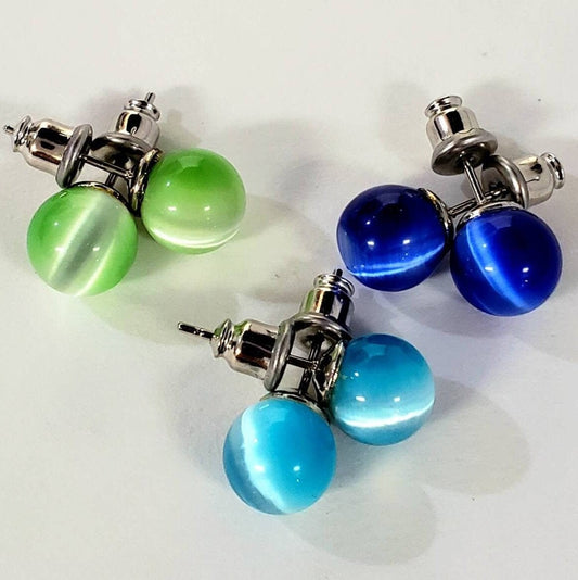 Cat's eye stud earring post 8mm round , earring gift royal blue , green. Aqua blue. 1 pair