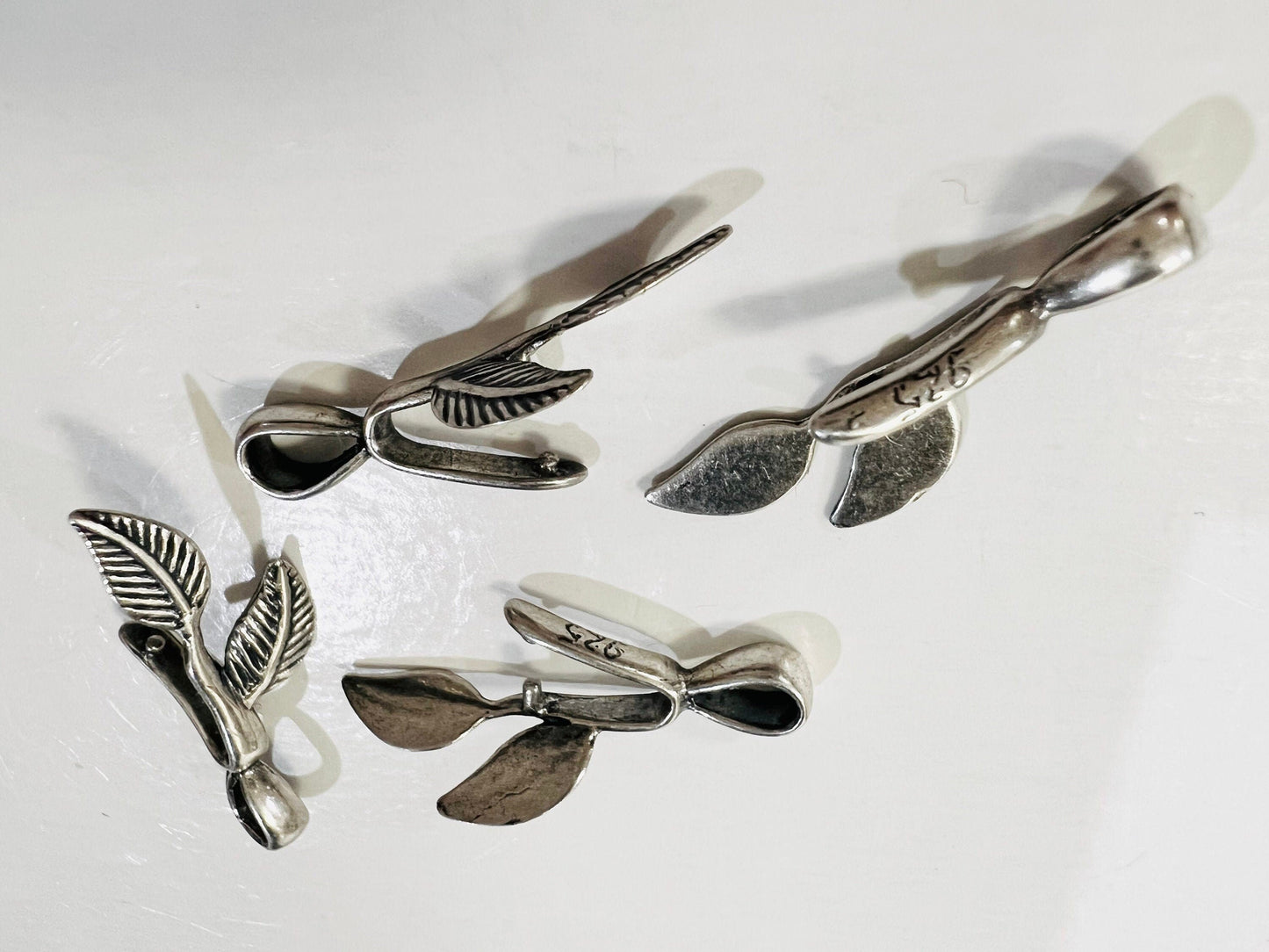 925 Sterling Silver Leaf bail, Vintage Handmade Thai Silver 25mm long Pinch Bails for Large Pendant Holder.,925 Stamped, 1 piece