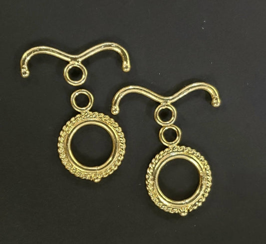 22K Gold Vermeil 925 Sterling Silver Bali fancy Toggle Clasp, 15mm circle, 26mm bar. Vintage Handmade Antique clasp, 1 set or bulk