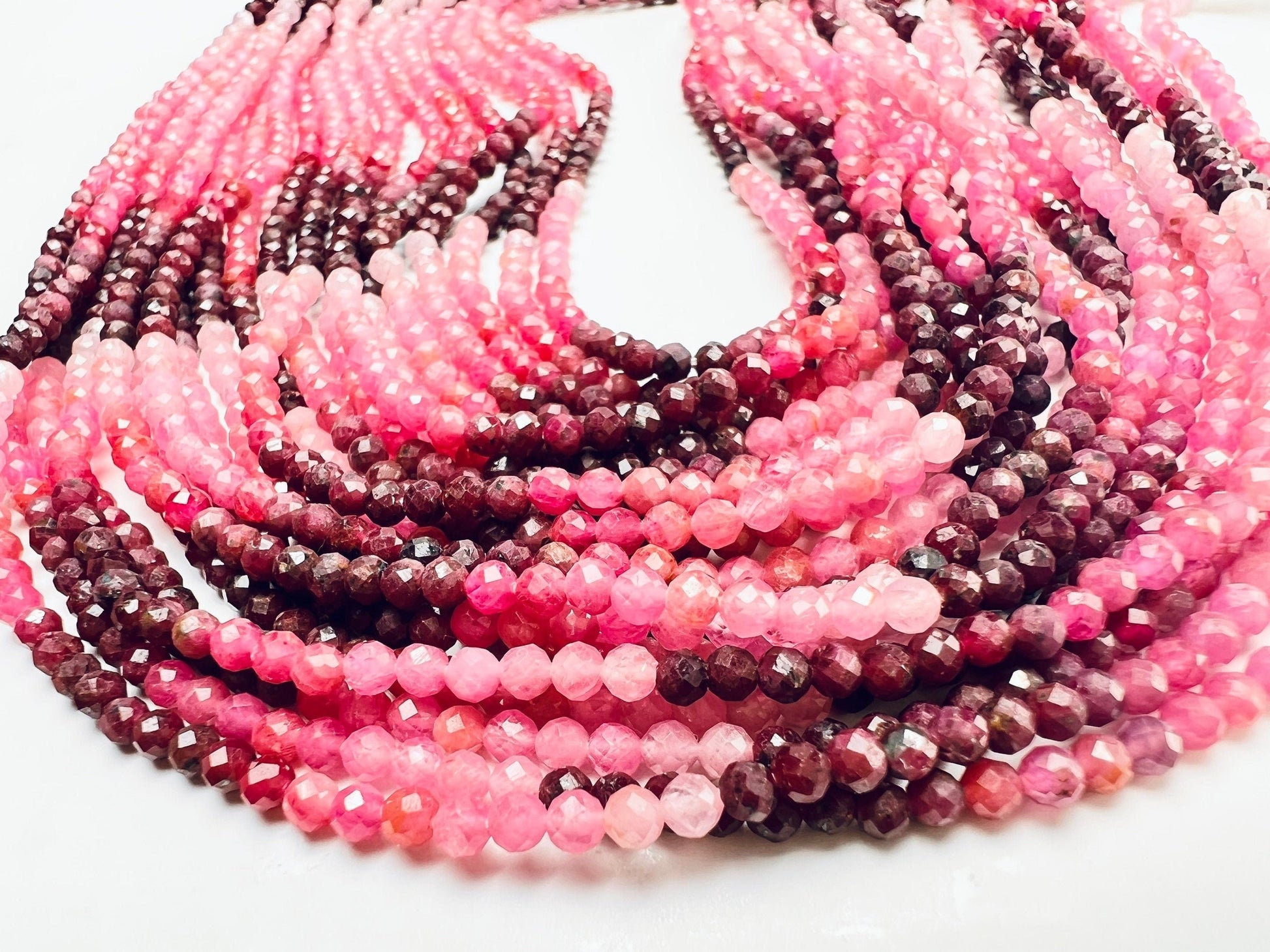 Natural ombre Ruby 2.5mm Faceted round Ombre Shaded ruby Gemstone Beads for jewelry Making 12.5” strand