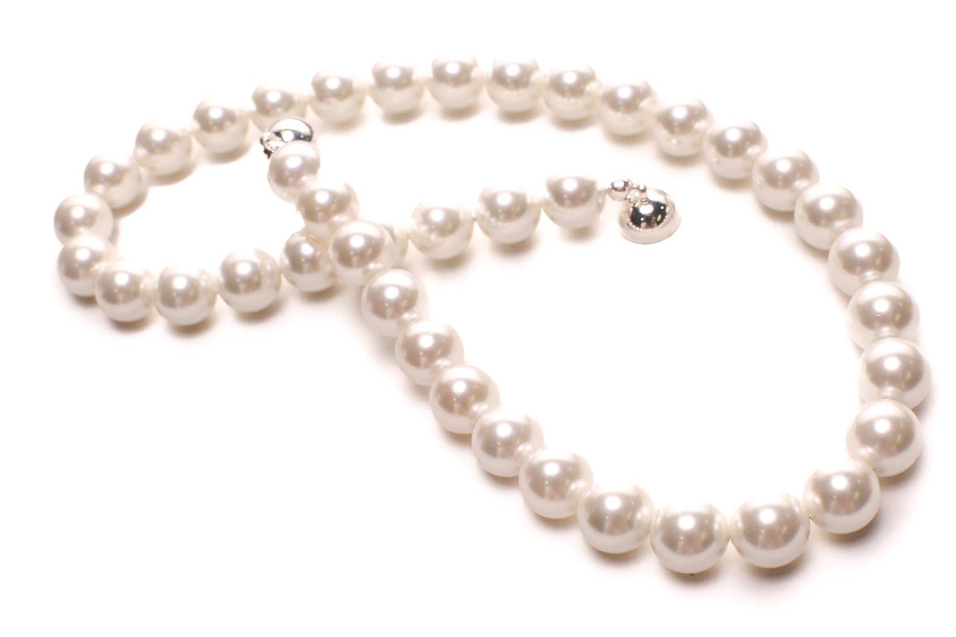 12mm White South Seashell Pearl Necklace with Magnetic Clasp Bridal ,Evening wear , party , Elegant gift