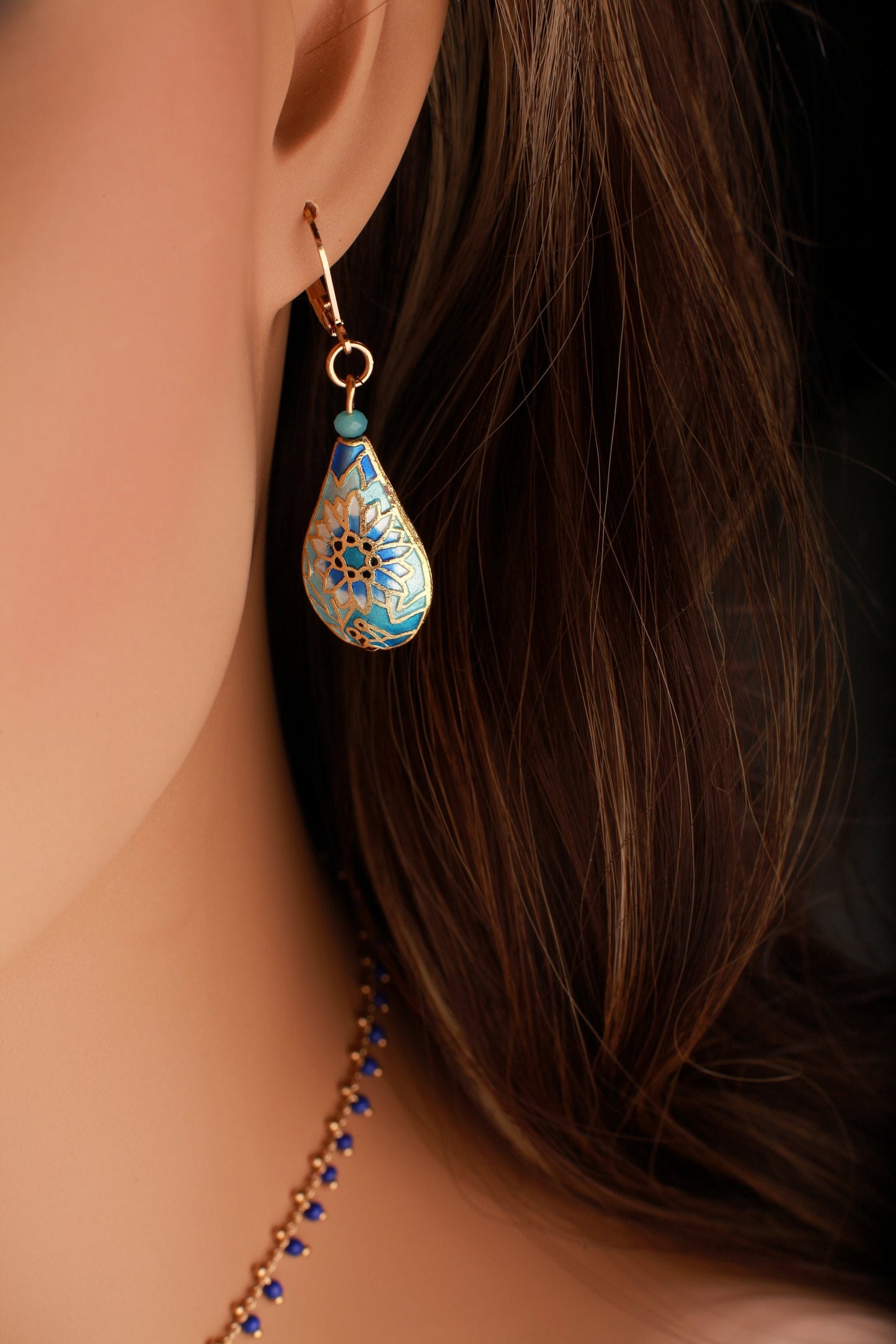 Traditional Cloisonné Pendant Vintage Floral Flowers Focal with Gold Plated Beaded Chain Necklace 20" and matching Leverback Earrings set