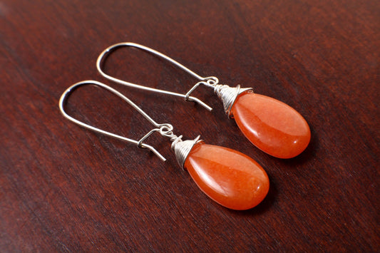 Orange Carnelian Pear Drop Wire Wrapped Dangling Earrings in 925 Sterling Silver. Soothing Orange Earring, Handmade Gift