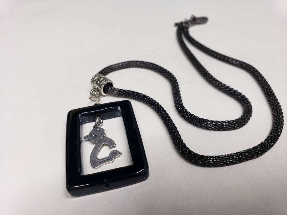 925 sterling silver cat charm in black onyx frame with gunmetal black chain 20&quot;(18&quot;& 2&quot; Extension ) Cute cat, Cat lovers necklace gift