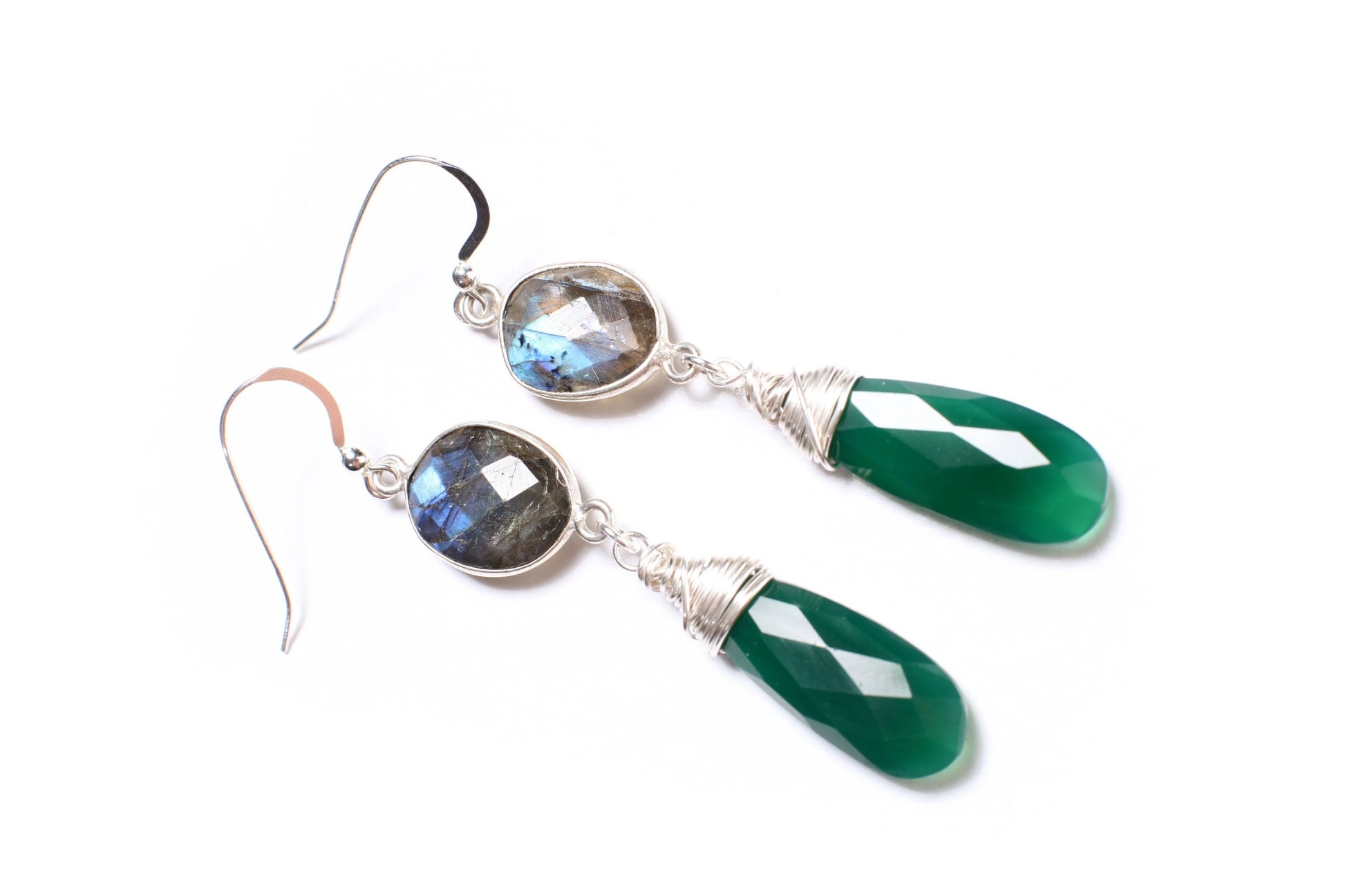 Labradorite Bezel with Dangle Green Onyx 9.5x25mm Wire Wrapped Briolette Teardrop in 925 Sterling Silver lever back earring. Precious gift
