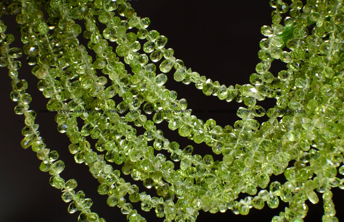 Peridot Faceted drop, AAA Natural Peridot Faceted Briolette Teardrop 3x5-4x7mm Gemstone Beads 10,20,30 pcs jewelry making drop