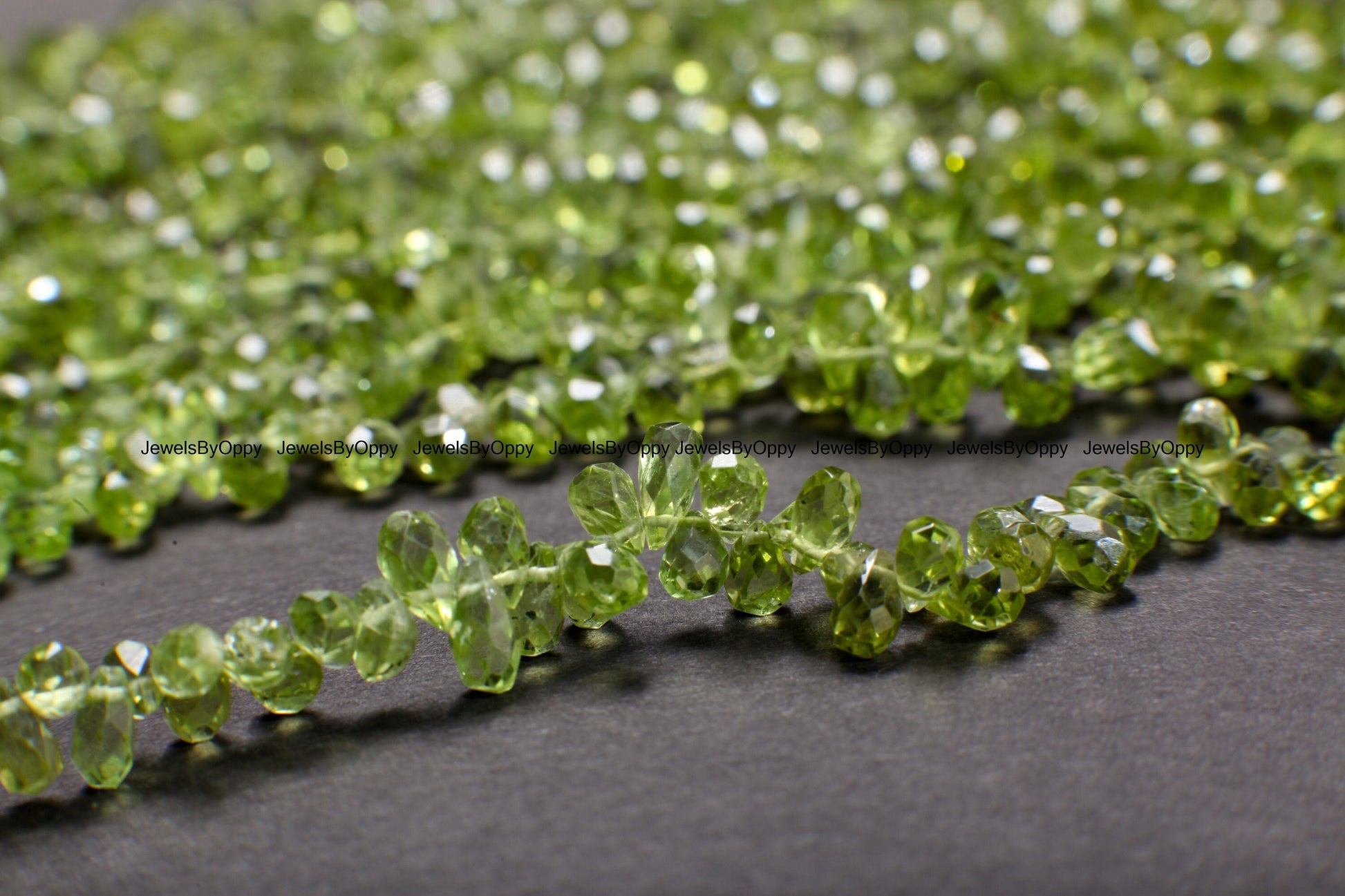 Peridot Faceted drop, AAA Natural Peridot Faceted Briolette Teardrop 3x5-4x7mm Gemstone Beads 10,20,30 pcs jewelry making drop