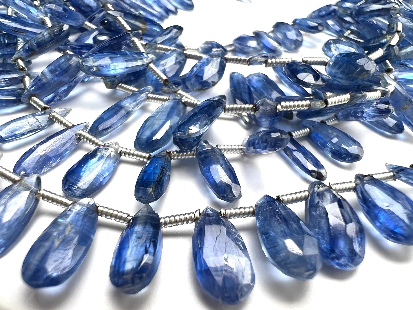 Natural Kyanite Faceted long Drop 4.5x11-13mm AAA quality Teardrop Gemstone Violet Blue Beads DIY Jewelry Making pear drop beads.