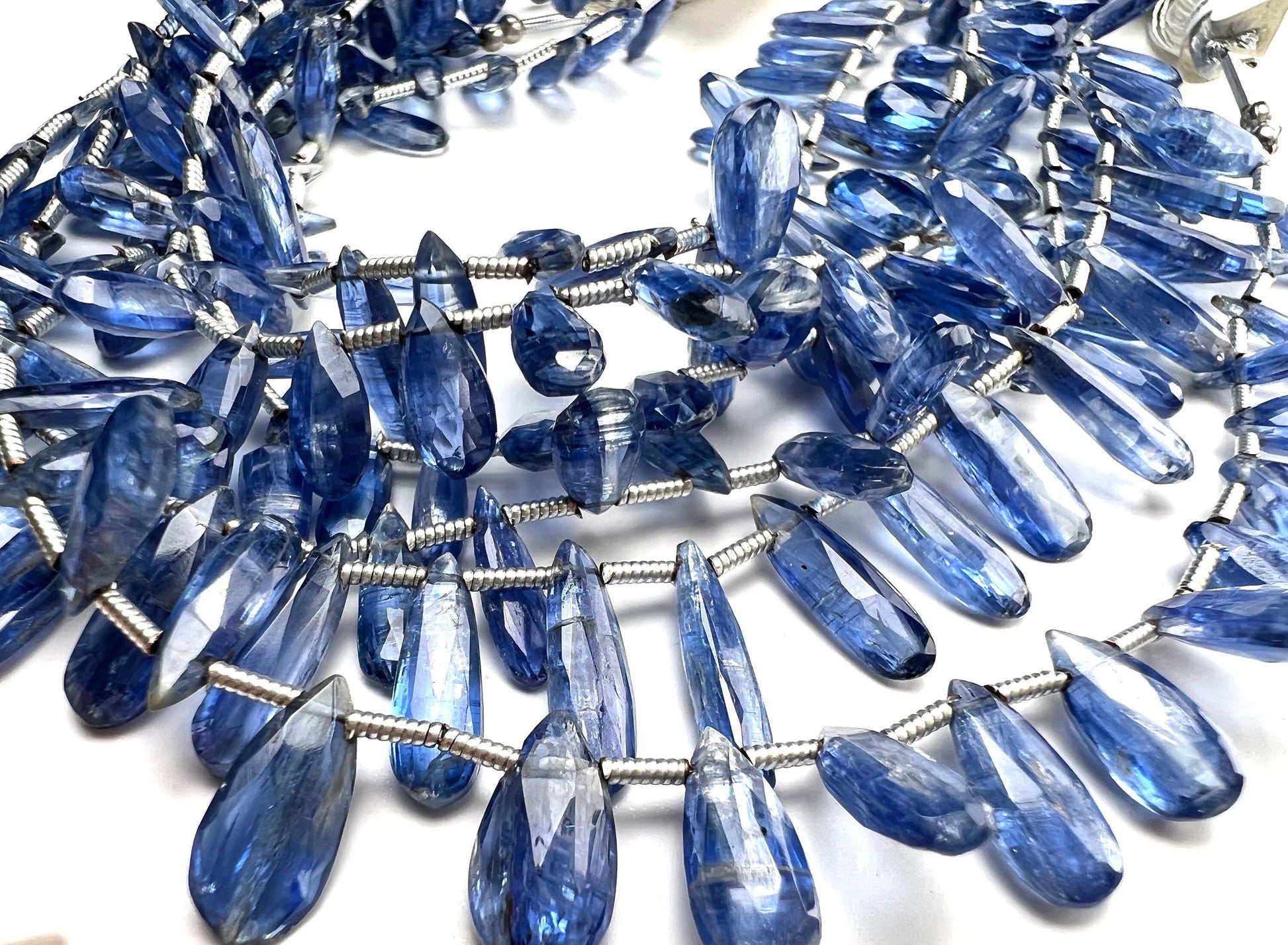 Natural Kyanite Faceted long Drop 4.5x11-13mm AAA quality Teardrop Gemstone Violet Blue Beads DIY Jewelry Making pear drop beads.