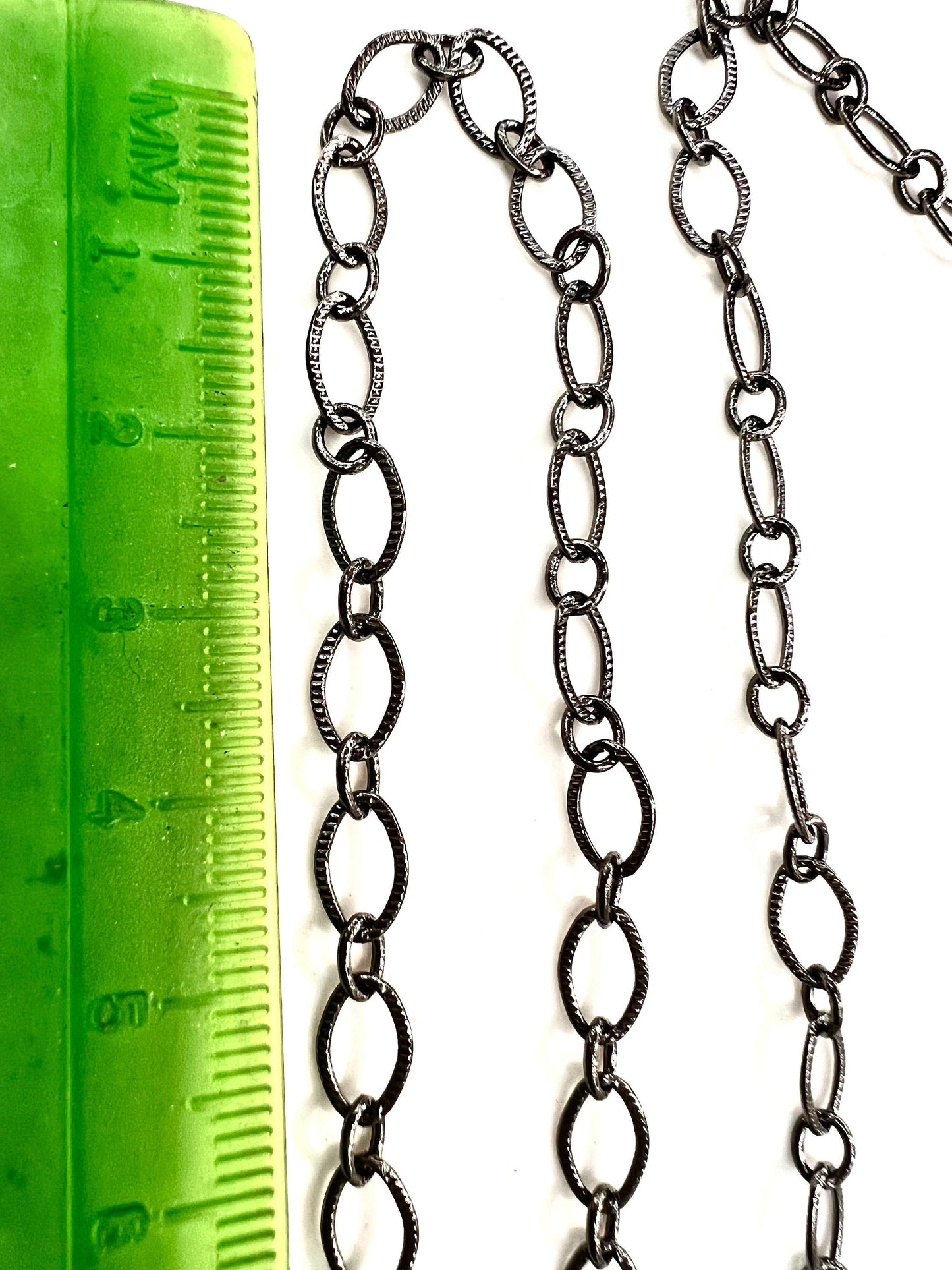 3 feet gunmetal black chain for jewelry making supplies, oval link texture chain,sell by 1 yard, 36"