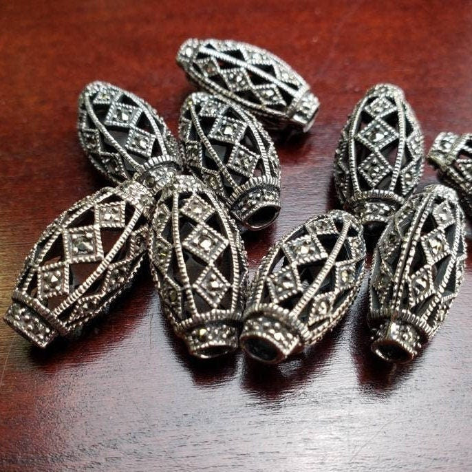 925 Sterling Silver Marcasite oval 9x20mm vintage spacer filigree hollow bead. 2.5mm hole size, Jewelry making findings, 1 piece price