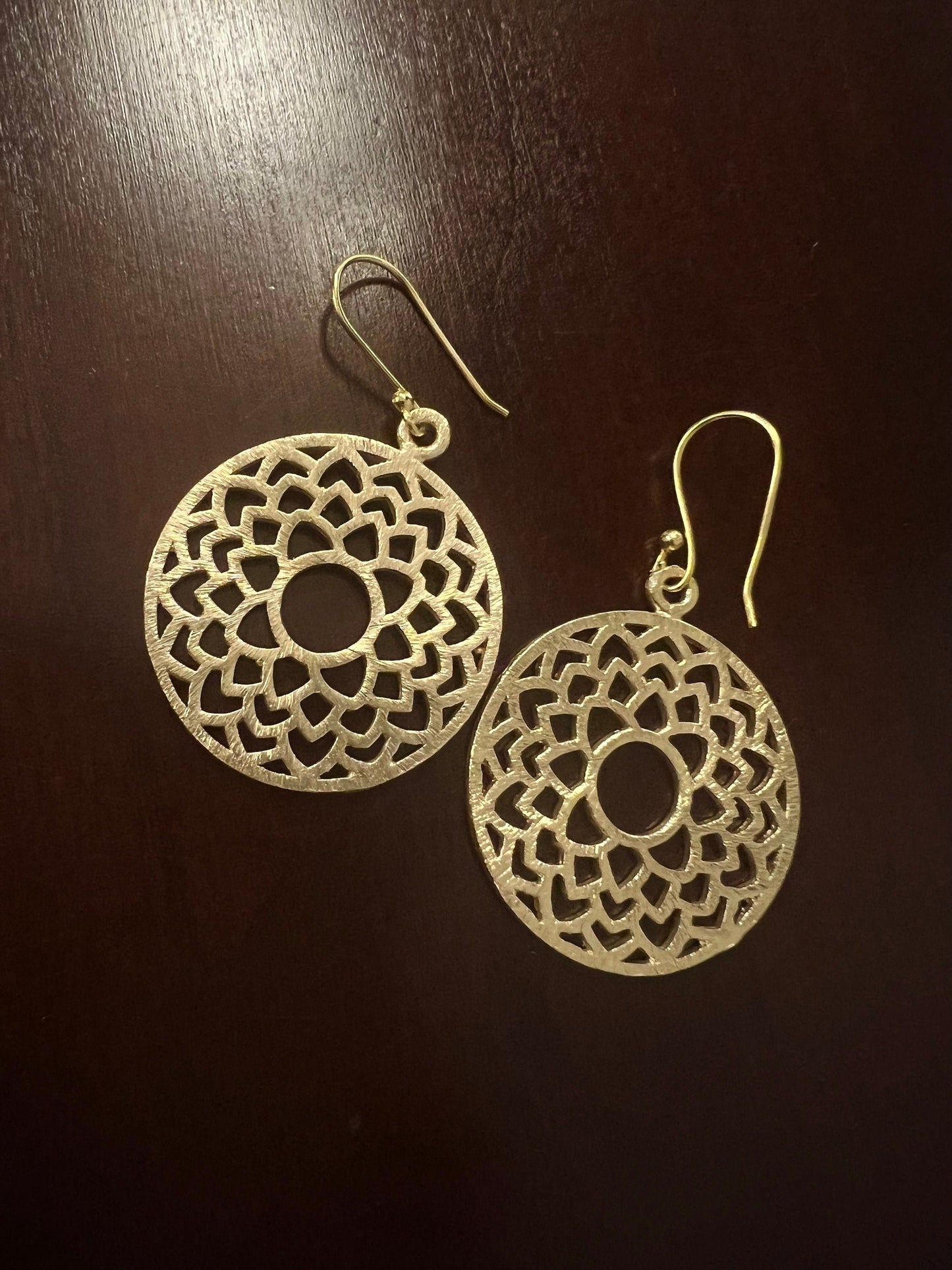 18k Gold Vermeil bali brush gold filigree flower 29mm circle Handmade Earrings, beautiful light yellow gold color medium heavy weight gift