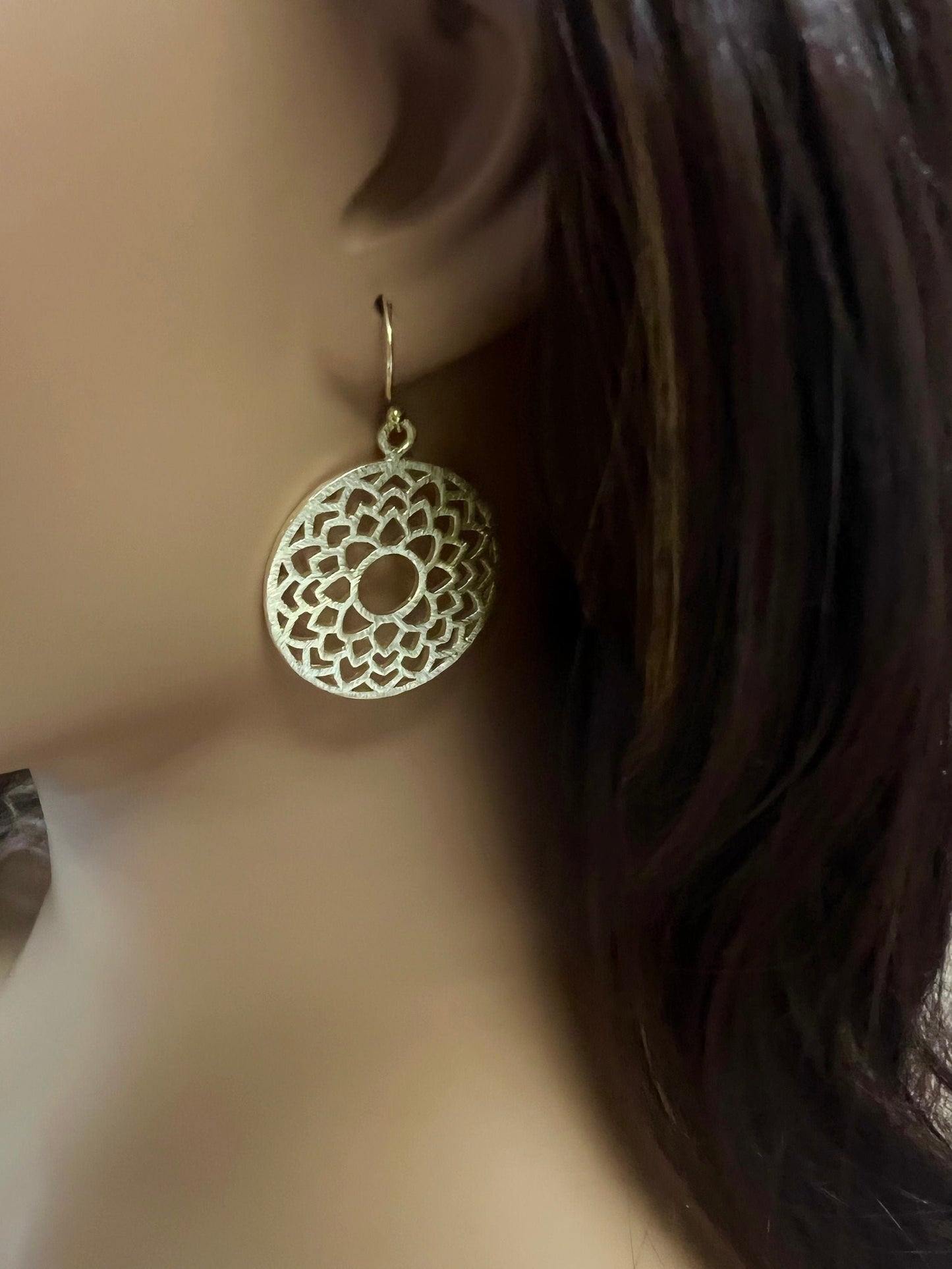 18k Gold Vermeil bali brush gold filigree flower 29mm circle Handmade Earrings, beautiful light yellow gold color medium heavy weight gift