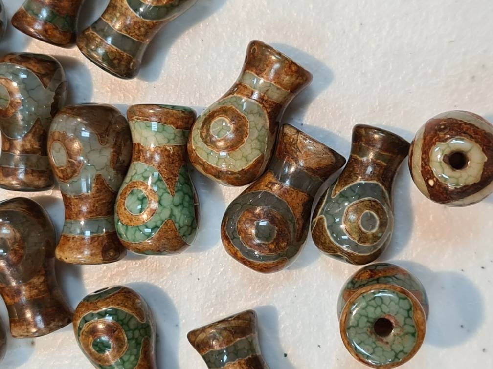 Tibetan Agate Evil Eye Bead, 10x20mm Eye Agate Beads, Flower Vase Pot, vintsge antique Jewelry Making Focal, Art Craft Beads, 1 pc