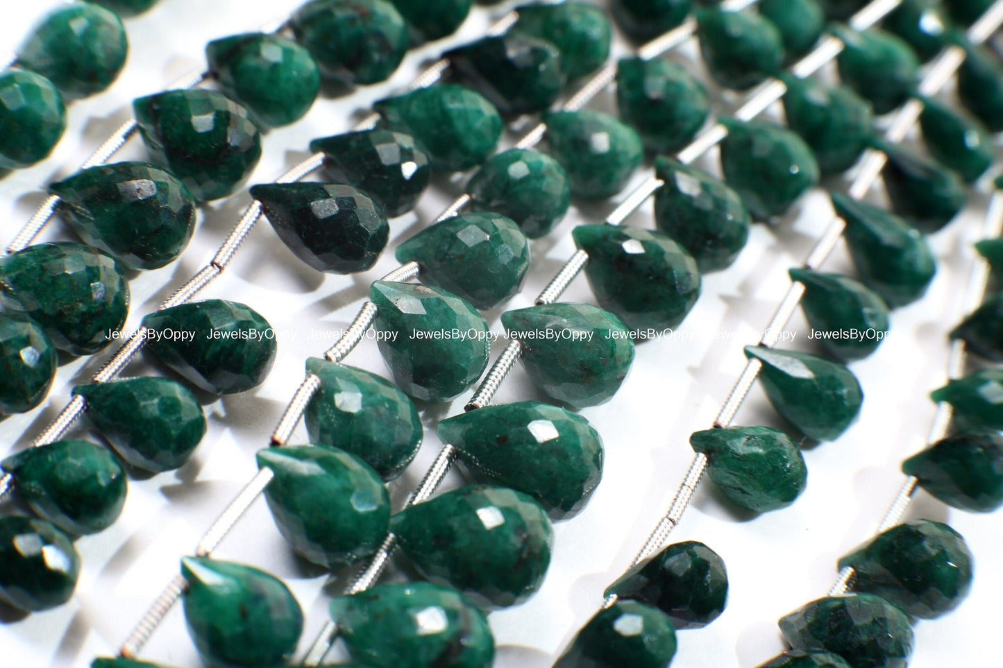 Emerald Briolette, Genuine Graduated Emerald Green Faceted Teardrop 5x7-7x11mm Gemstone Jewelry Making Bracelet, Necklace Earrings Beads 9&quot;