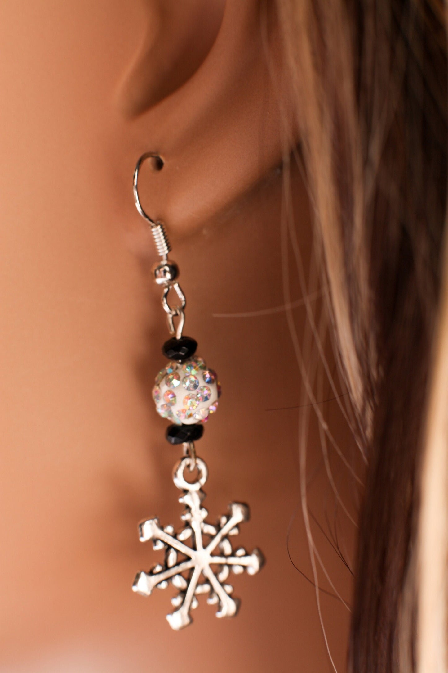 Snowflake Snowball Rhinestone Silver Beautiful Christmas Holiday Earrings