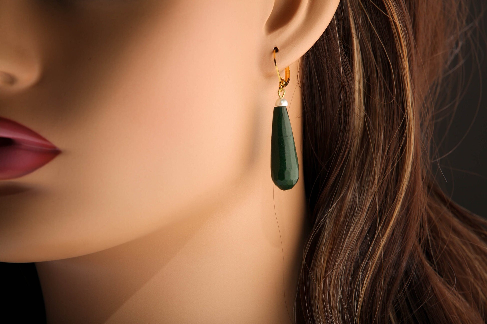 Dark Green Emerald Jade 20×40mm Long Teardrop with Freshwater Button Pearl, Silver or Gold Leverback Earrings, Gift for her
