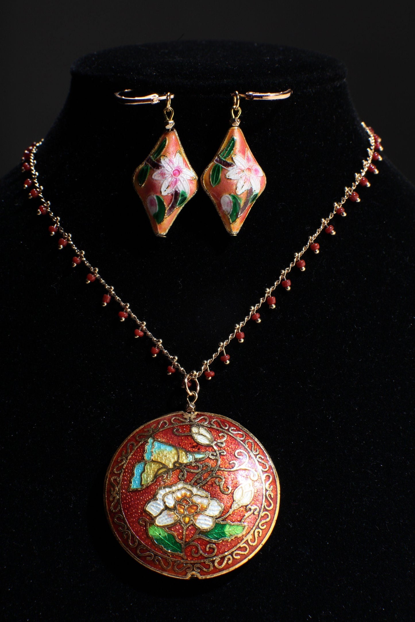 Traditional Cloisonné Pendant Vintage Floral Flowers Pink Revisable Focal with Beaded Chain Necklace 20&quot; and matching Earrings set