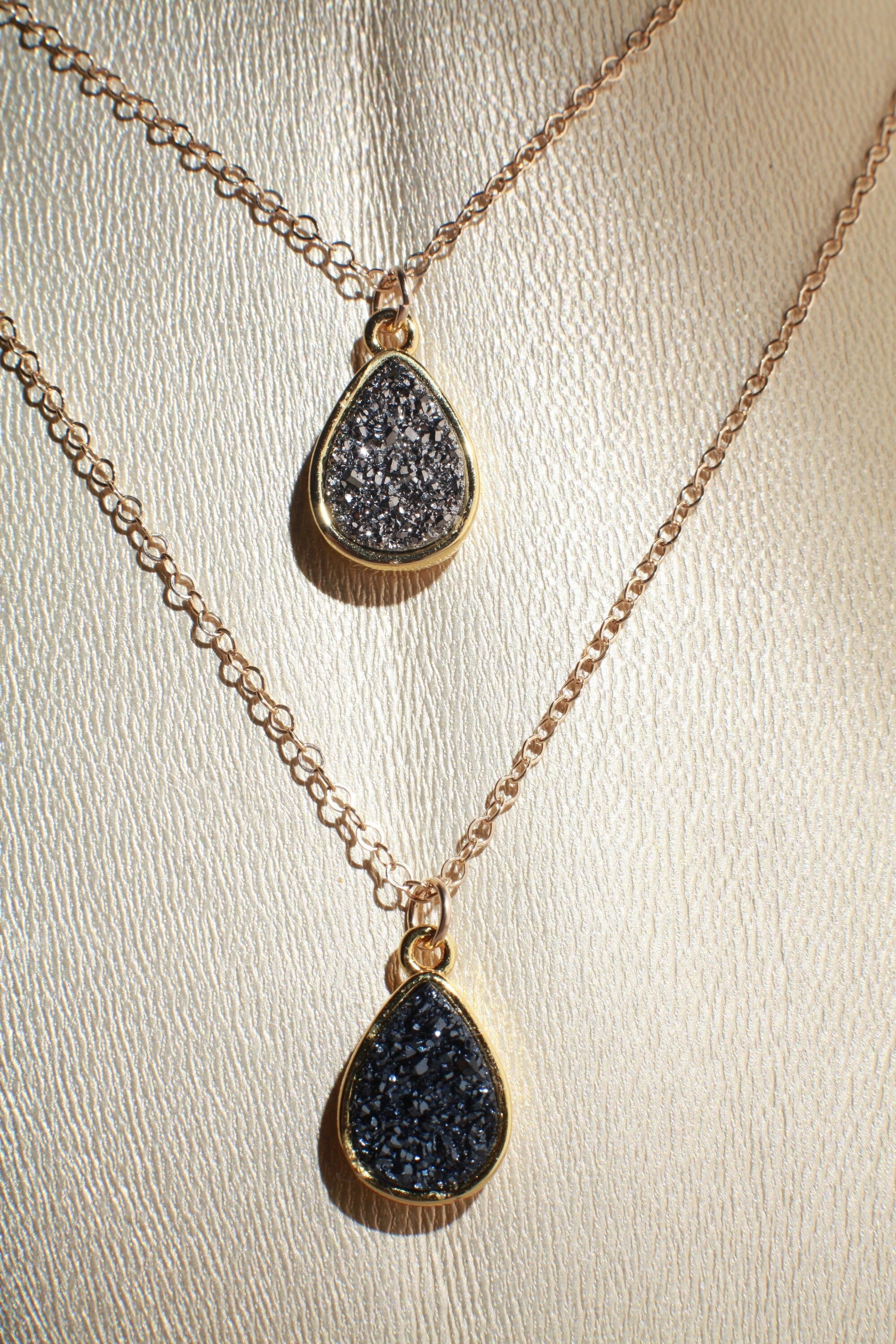 Druzy Geode Gemstone Pendant in 4 colors of Purple, Gold, Silver, Dark Navy Blue Sparkly, 14K Gold Filled Chain, 14", 16", 18",20" Necklace