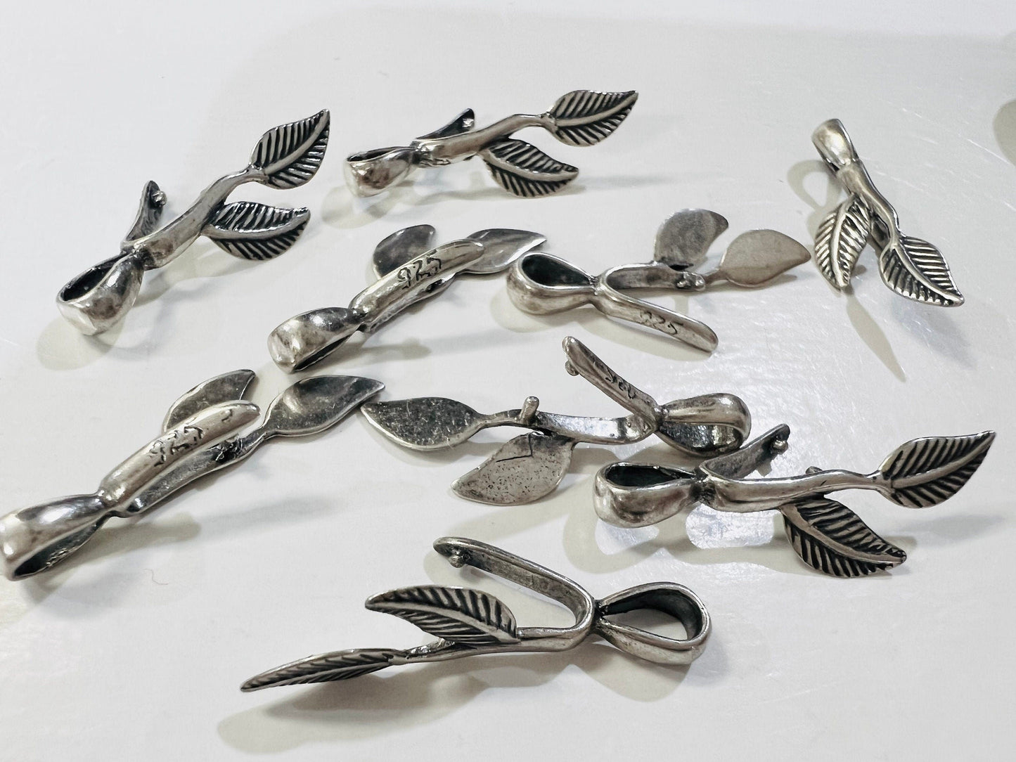 925 Sterling Silver Leaf bail, Vintage Handmade Thai Silver 25mm long Pinch Bails for Large Pendant Holder.,925 Stamped, 1 piece