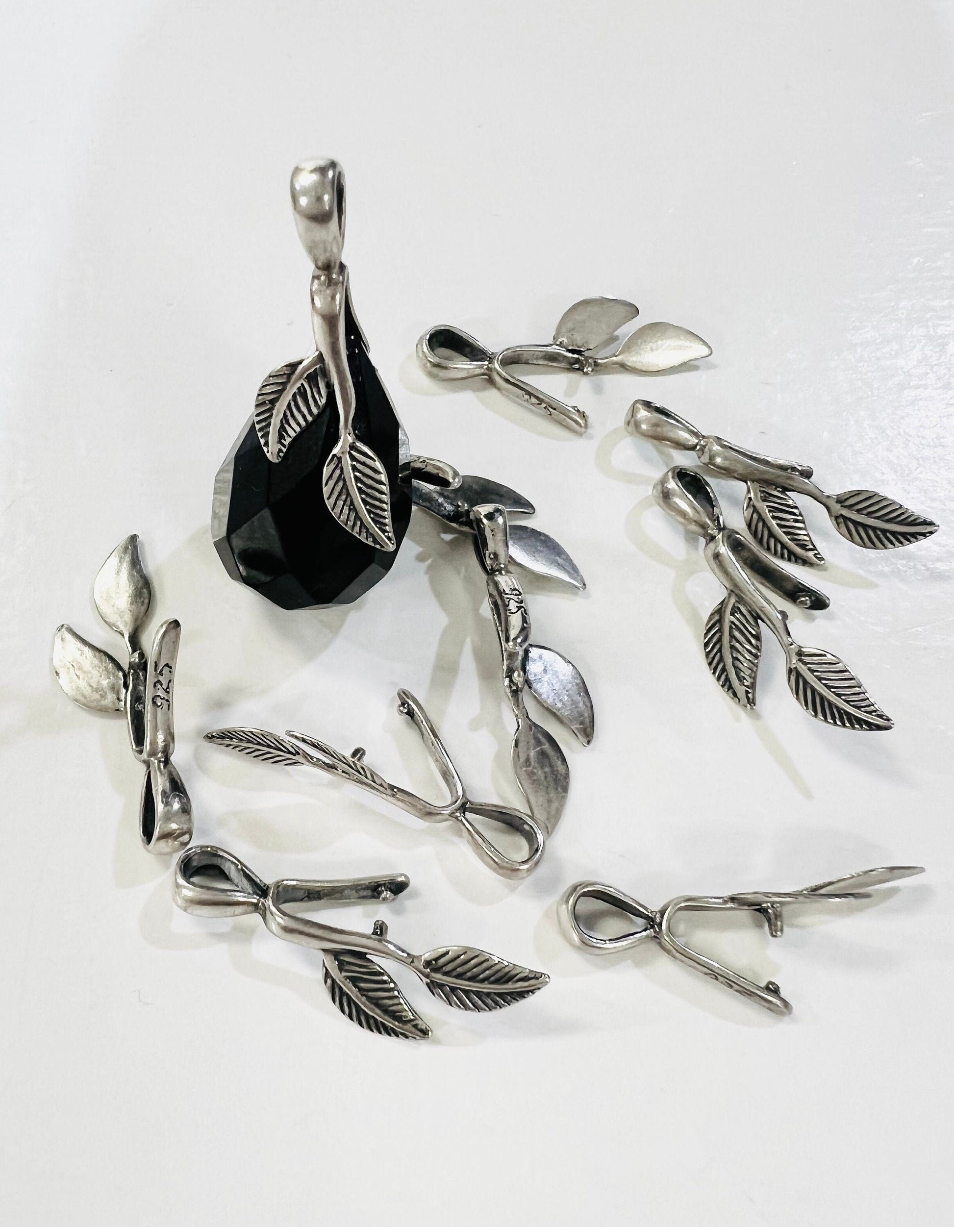 925 Sterling Silver Leaf bail, Vintage Handmade Thai Silver 25mm long Pinch Bails for Large Pendant Holder.,925 Stamped, 1 piece