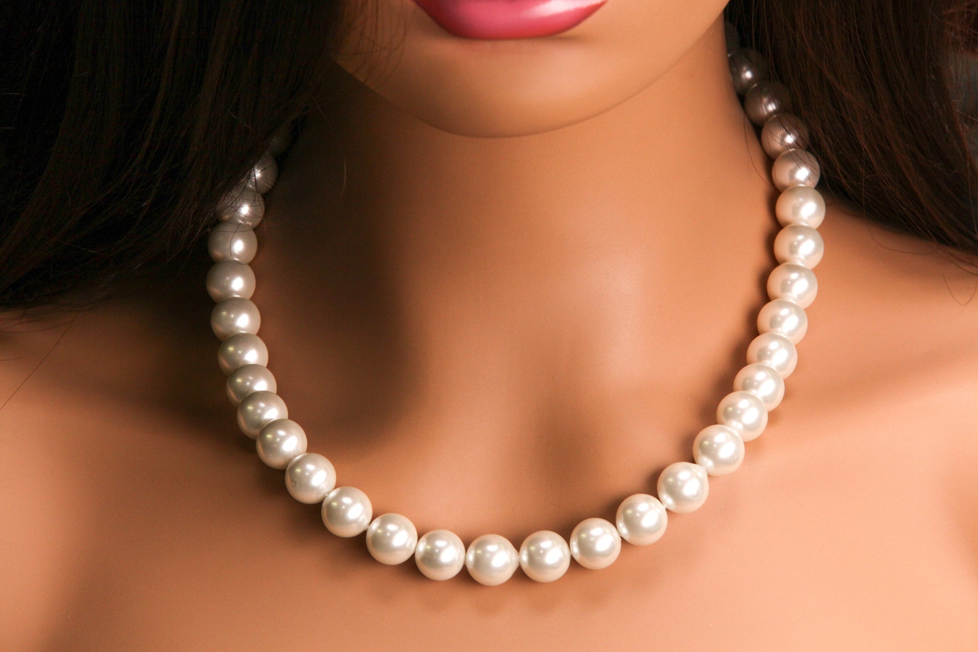 12mm White South Seashell Pearl Necklace with Magnetic Clasp Bridal ,Evening wear , party , Elegant gift