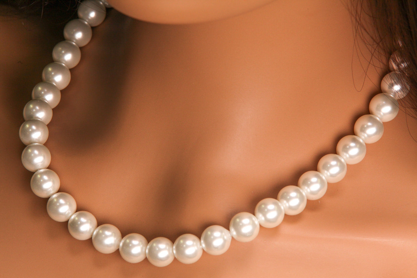 12mm White South Seashell Pearl Necklace with Magnetic Clasp Bridal ,Evening wear , party , Elegant gift