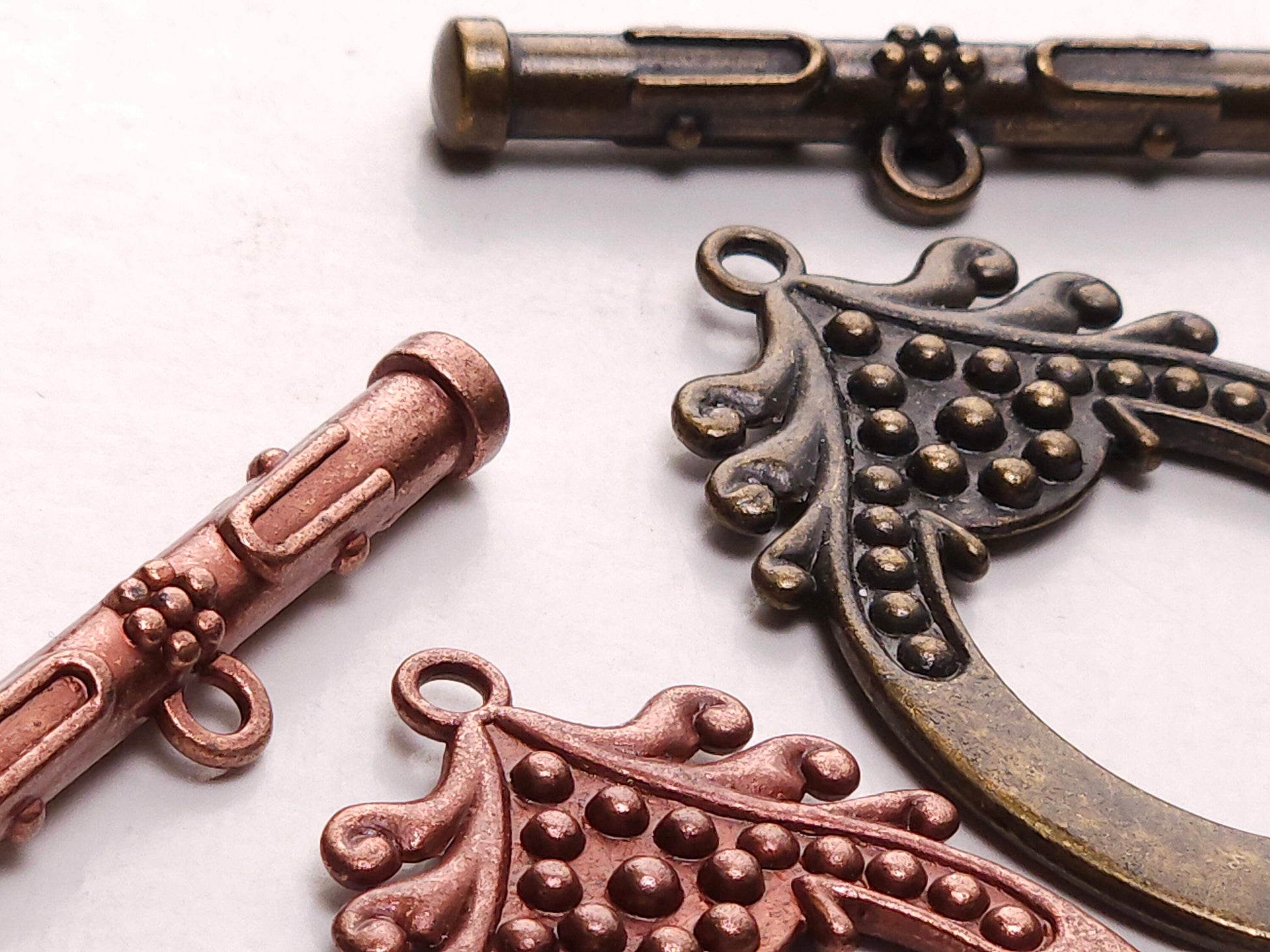 Antique Brass, Copper largeToggle clasp, 50mm Fancy drop & bar, use for pendant drop, focal or as Clasp. 1 set