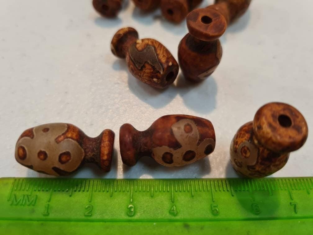 Natural Tibetan agate unpolished, 10x20mm Evil eye beads. Flower vase pot shaped vintage focal hand painted agate beads
