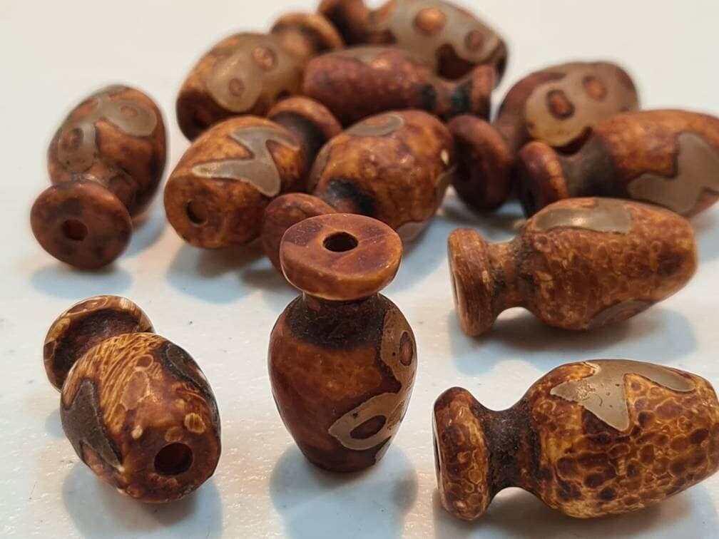 Natural Tibetan agate unpolished, 10x20mm Evil eye beads. Flower vase pot shaped vintage focal hand painted agate beads