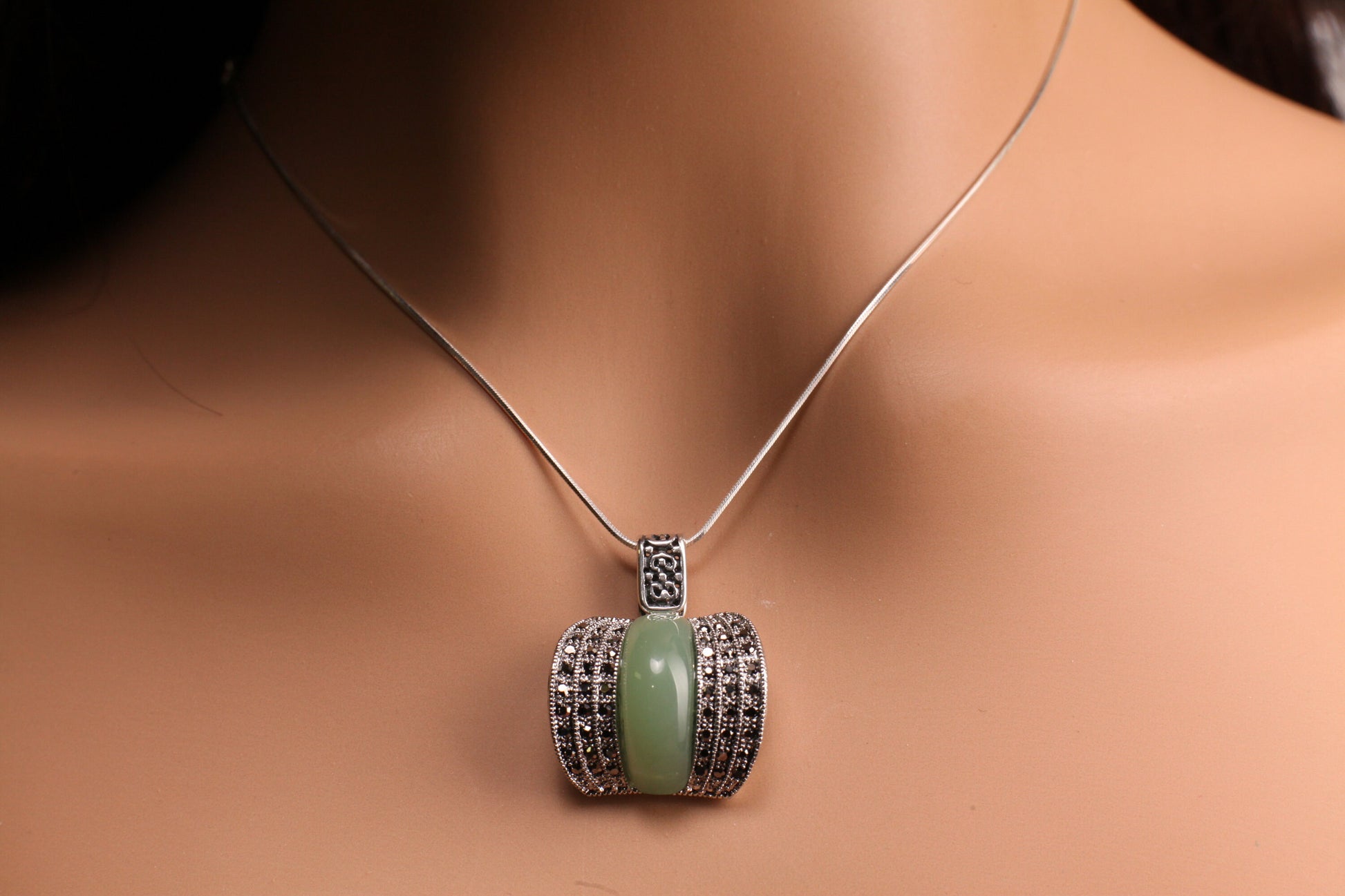 Marcasite Jade pendant 925 Sterling Silver Necklace, Vintage, Antique Marcasite Gift for her