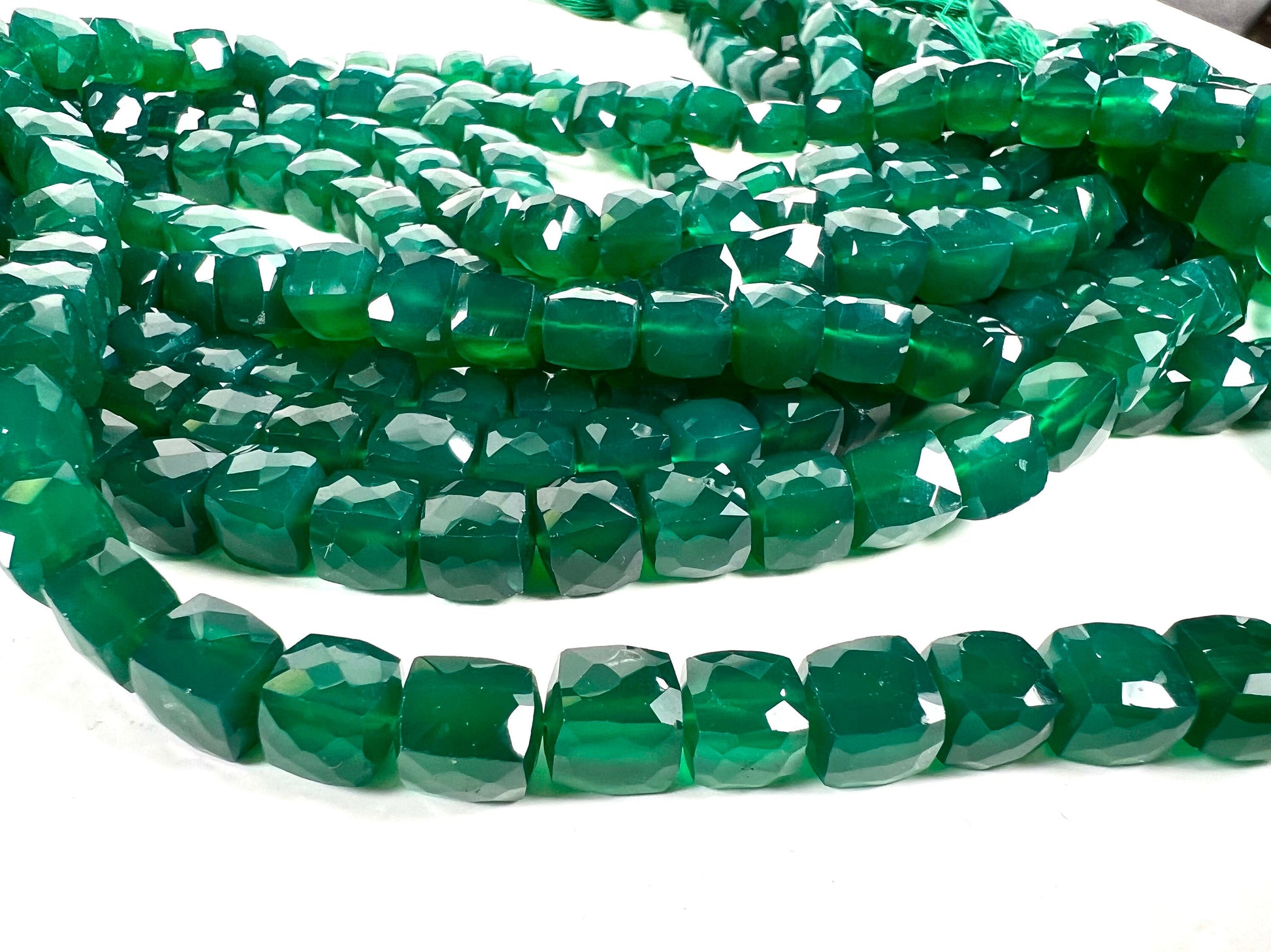 Genuine Green Onyx Faceted square cube 7.5-8mm AAA Quality Natural gemstone beads for Jewelry Making ,8” strand approx 24-25 pcs