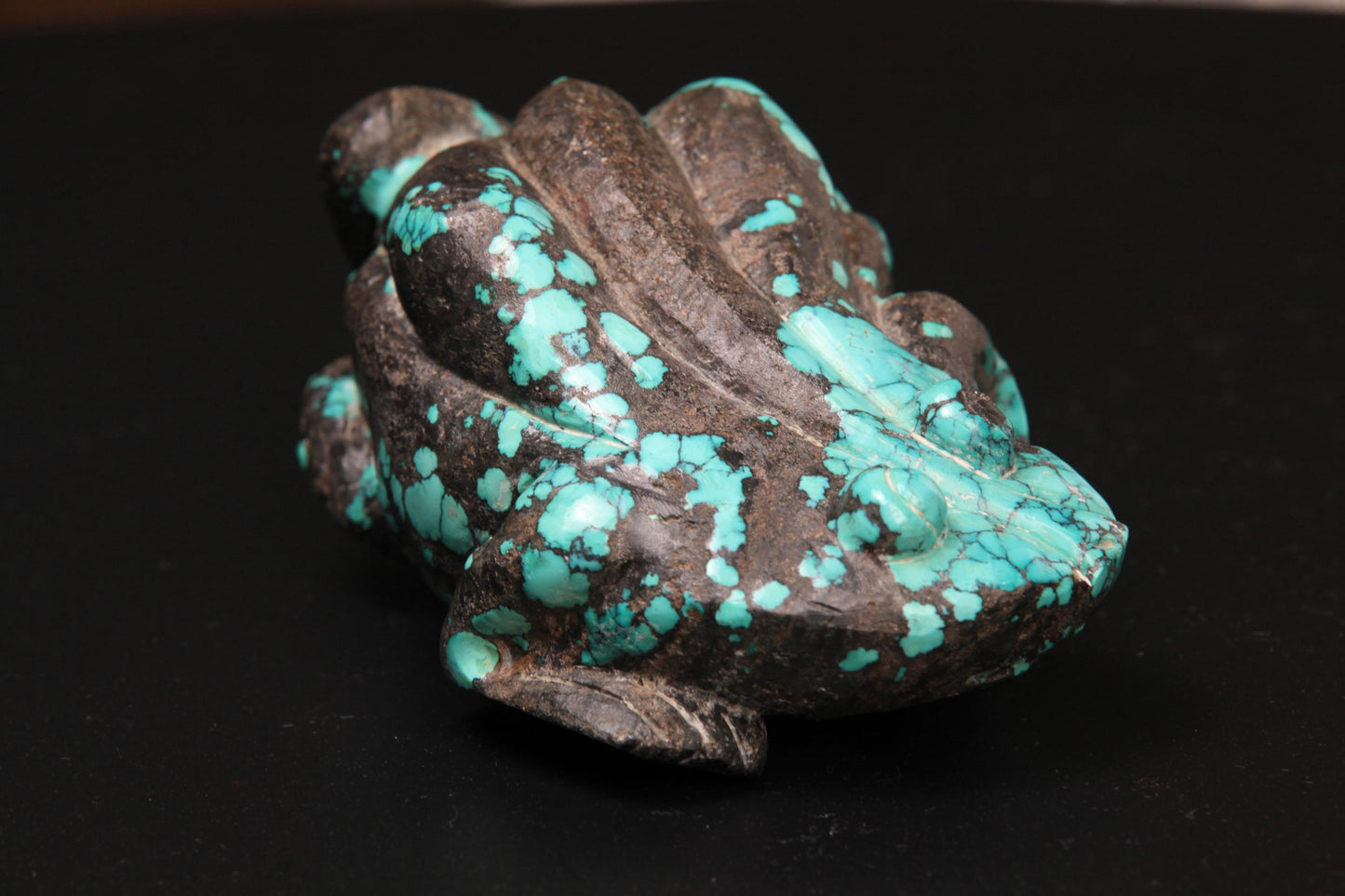 Genuine Spiderweb Tibetan Turquoise Hand Carved Frog,Totem,Miniature Animal Collectible Figurine Vintage Sculpture,Old Stock 982g 6x3.5x2.5"