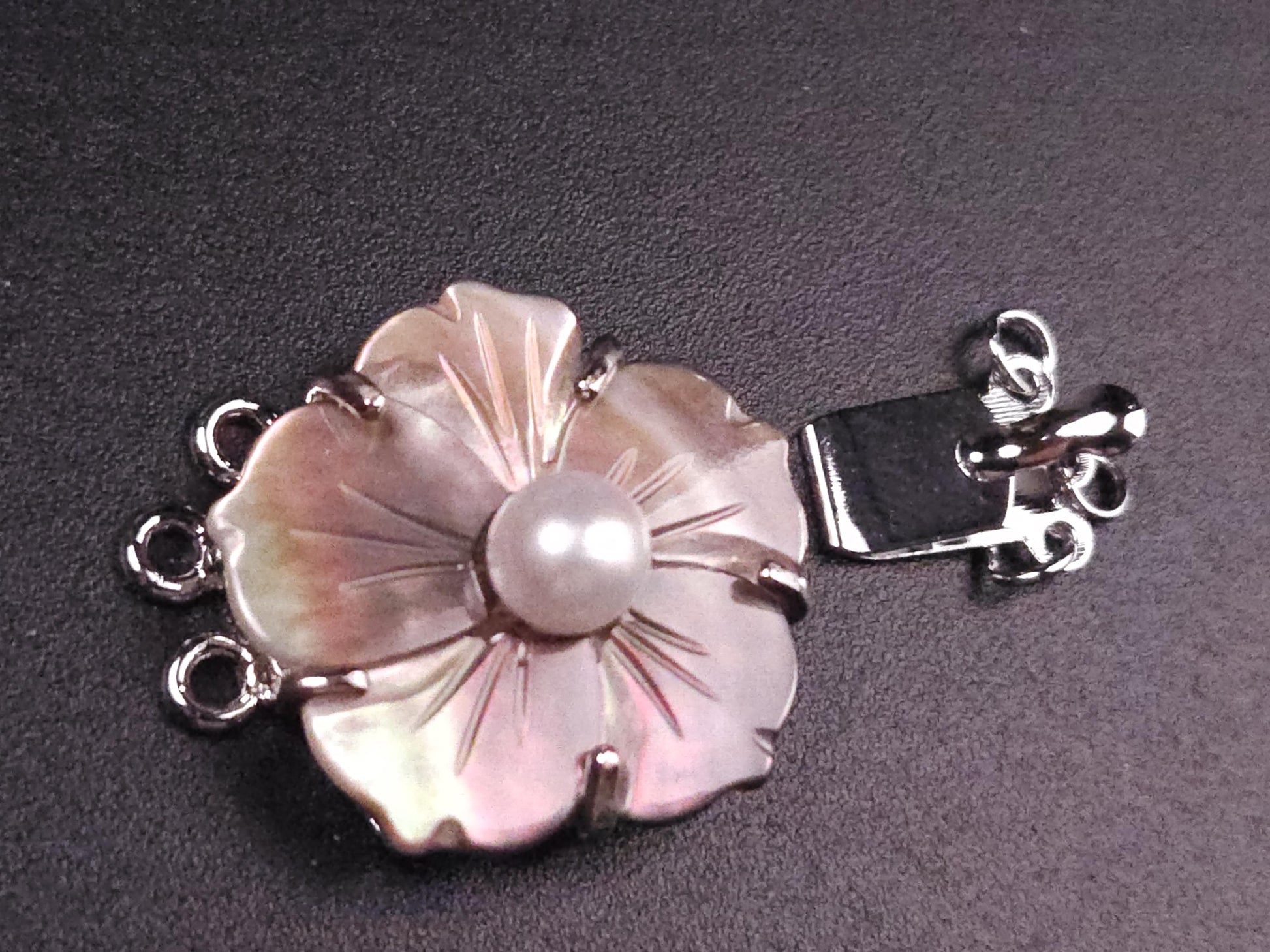 Mother of pearl clasp. Black Lip, White Mother of pearl 3 Loop Fancy Flower Clasp, Jewelry Making Rhodium 3 line Necklace Bracelet clasp