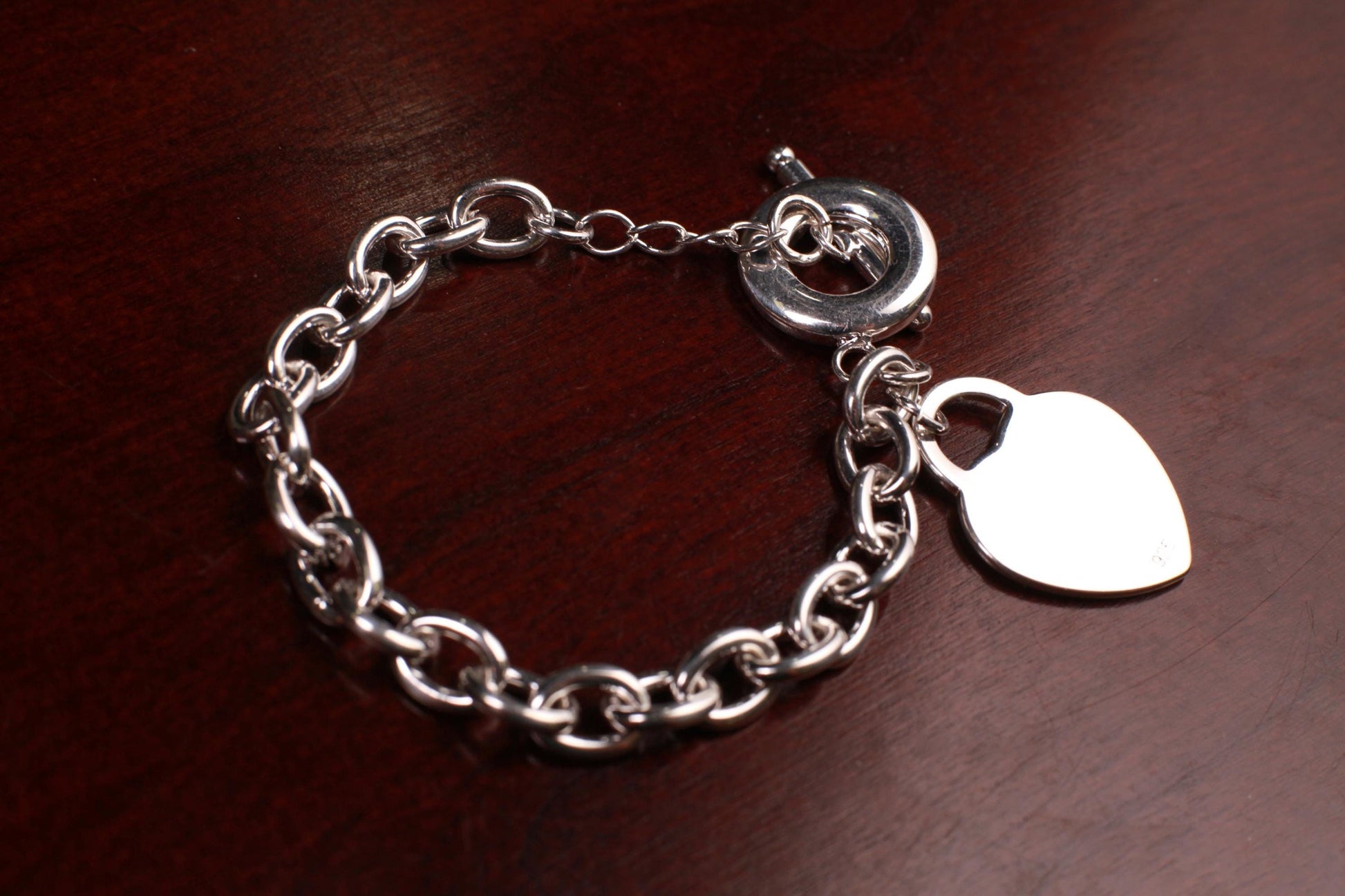 925 Sterling Silver Filled Heart charm dangling Oval Link Toggle Bracelet 7.5” Valentine, Girlfriend Gift, 26 gram Heavy Weight