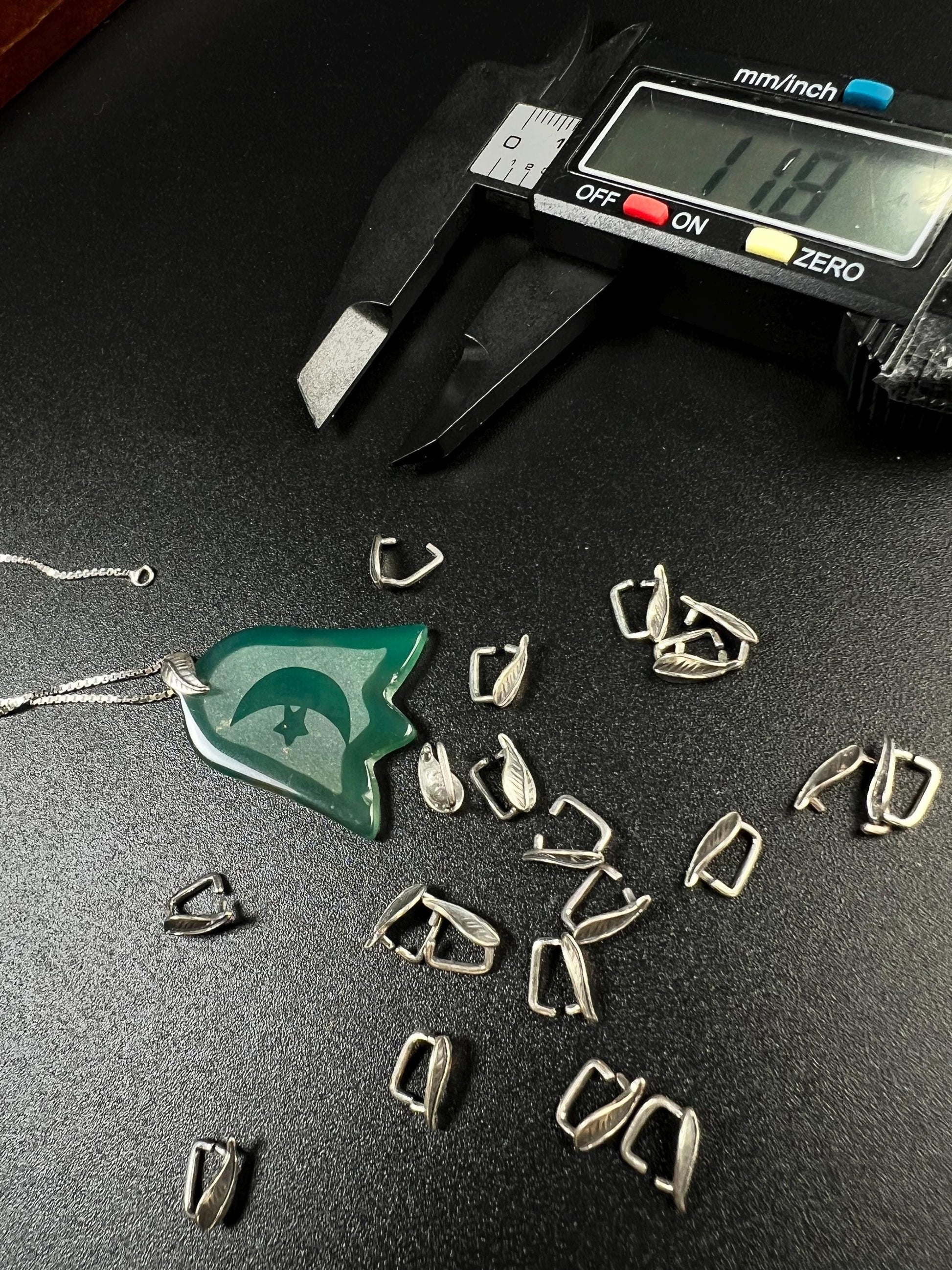 925 Sterling Silver Leaf bail, vintage handmade 8mm Bali pinch Bails Pendant holder. 1 piece