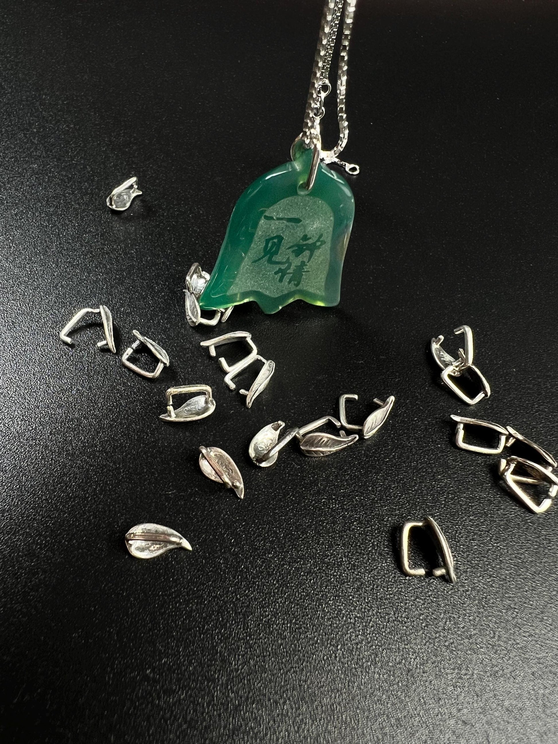 925 Sterling Silver Leaf bail, vintage handmade 8mm Bali pinch Bails Pendant holder. 1 piece