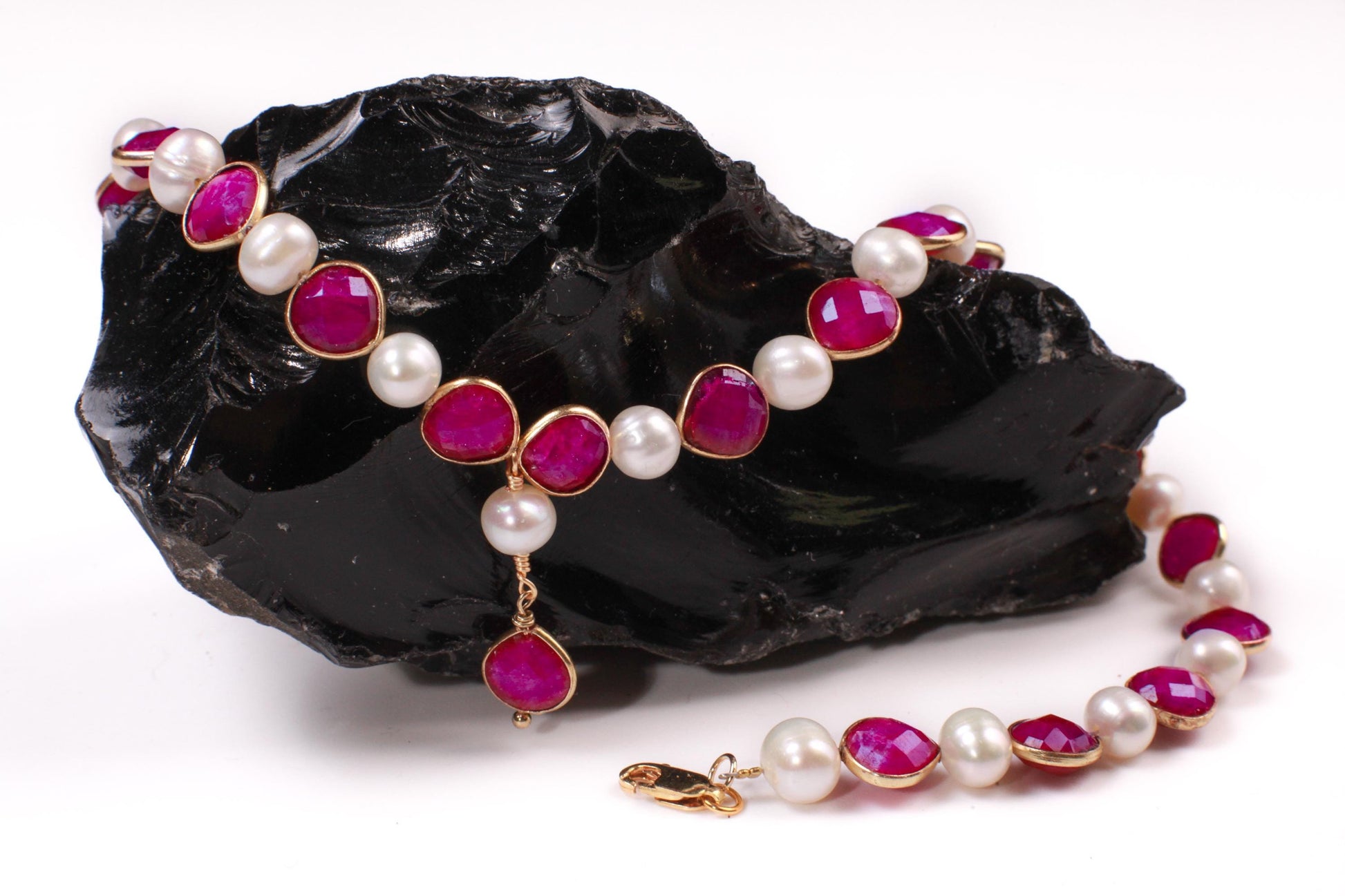 Genuine pink Ruby Heart shape Bezel with fresh Water Pearl 22k Gold vermeil Y necklace purplish pink Valentine, Bridesmaid