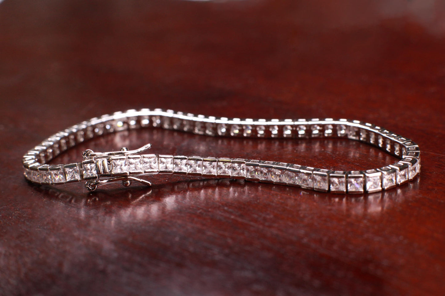 925 Sterling Silver CZ Diamond Princess cut Tennis Bracelet safety lock 7.5” 925 stamped . Elegant party evening wear bridal bracelet