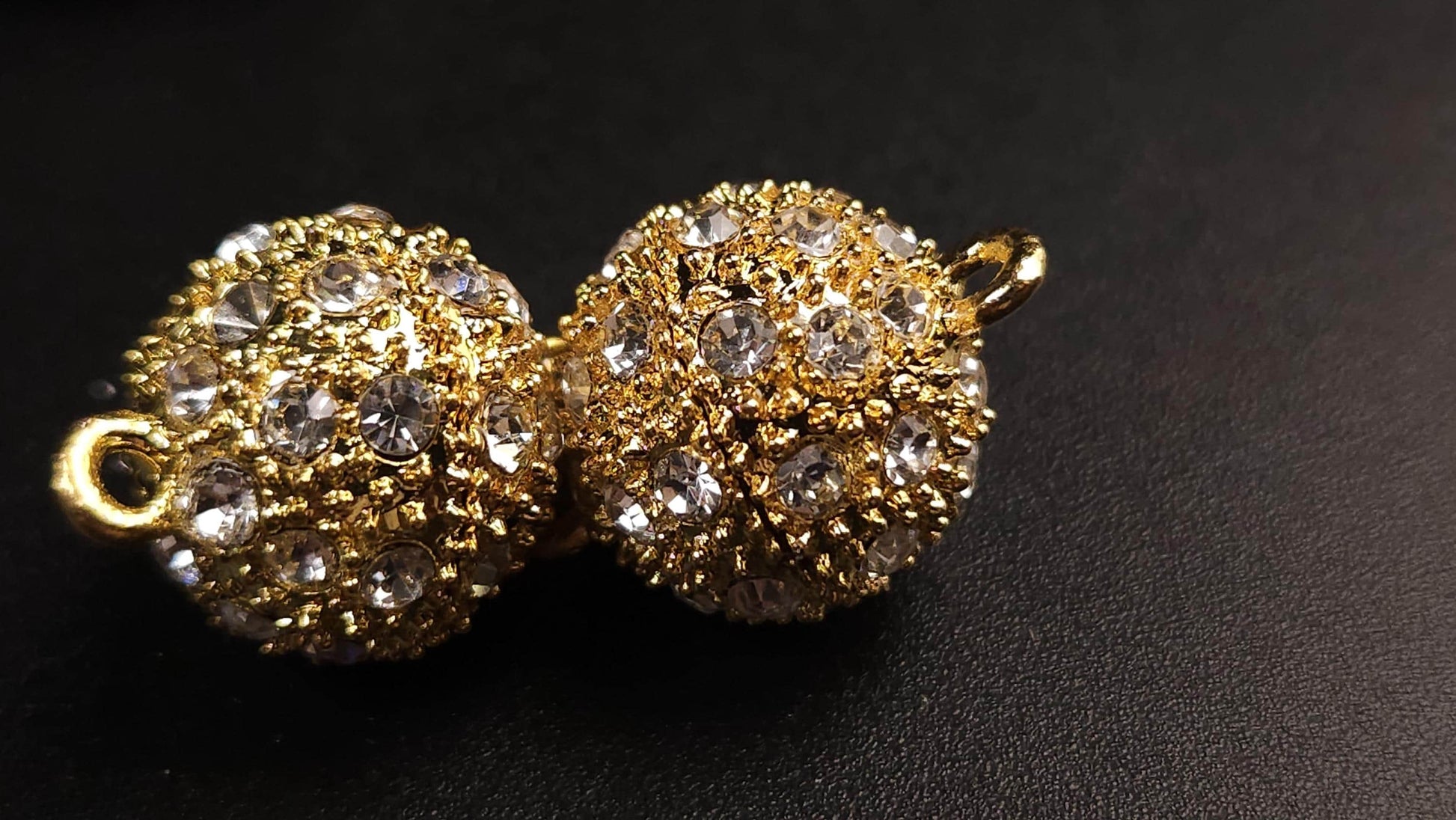 4 sets Silver, Gold 10,12,14mm Ball clasp with Rhinestone crystal setting, jewelry making Mag Ball clasp. 4 pcs sets