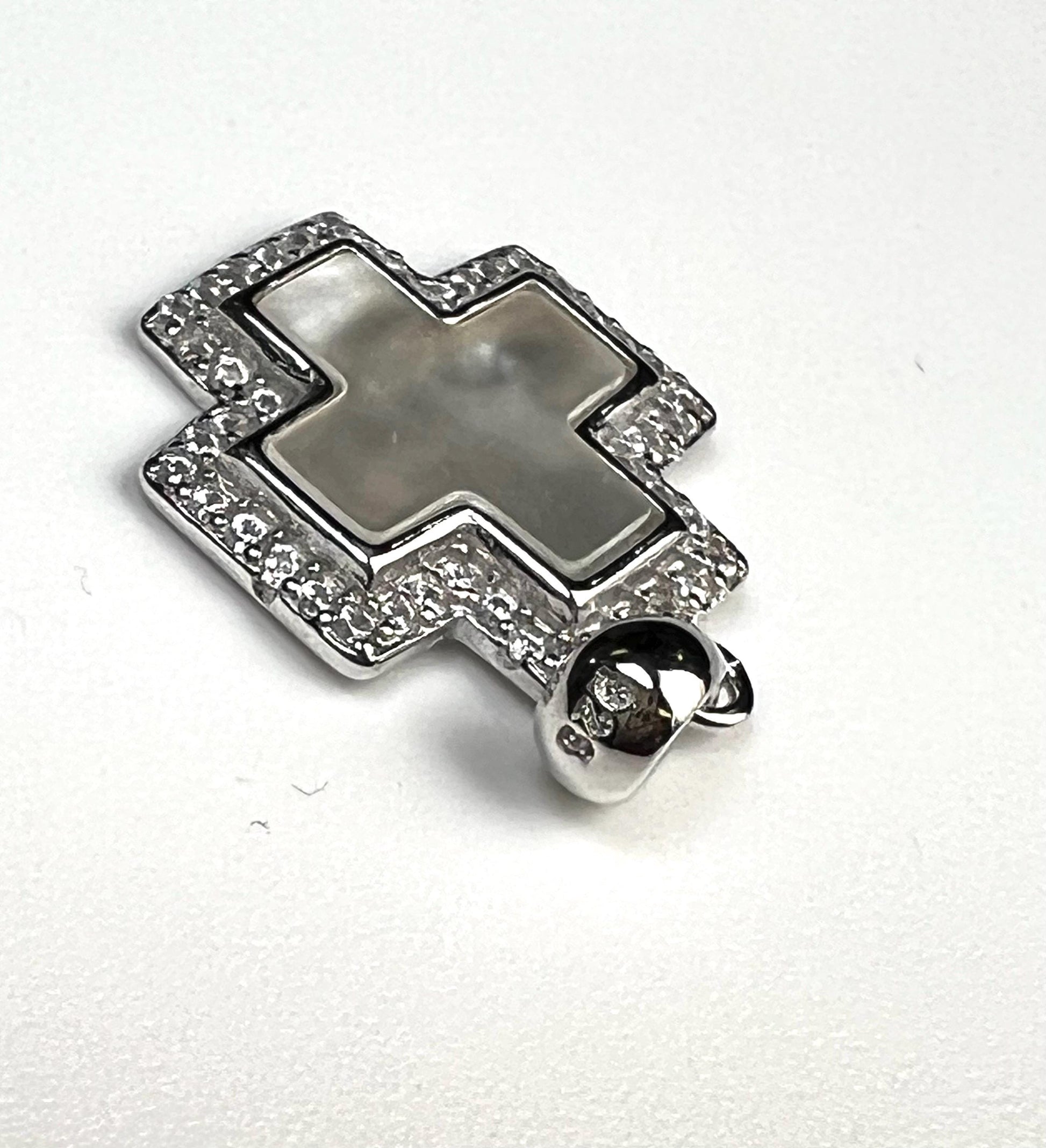 925 Sterling Silver Mother of pearl CZ Diamond setting Cross Pendant necklace. Beautiful birthday anniversary gift High quality 925 stamped