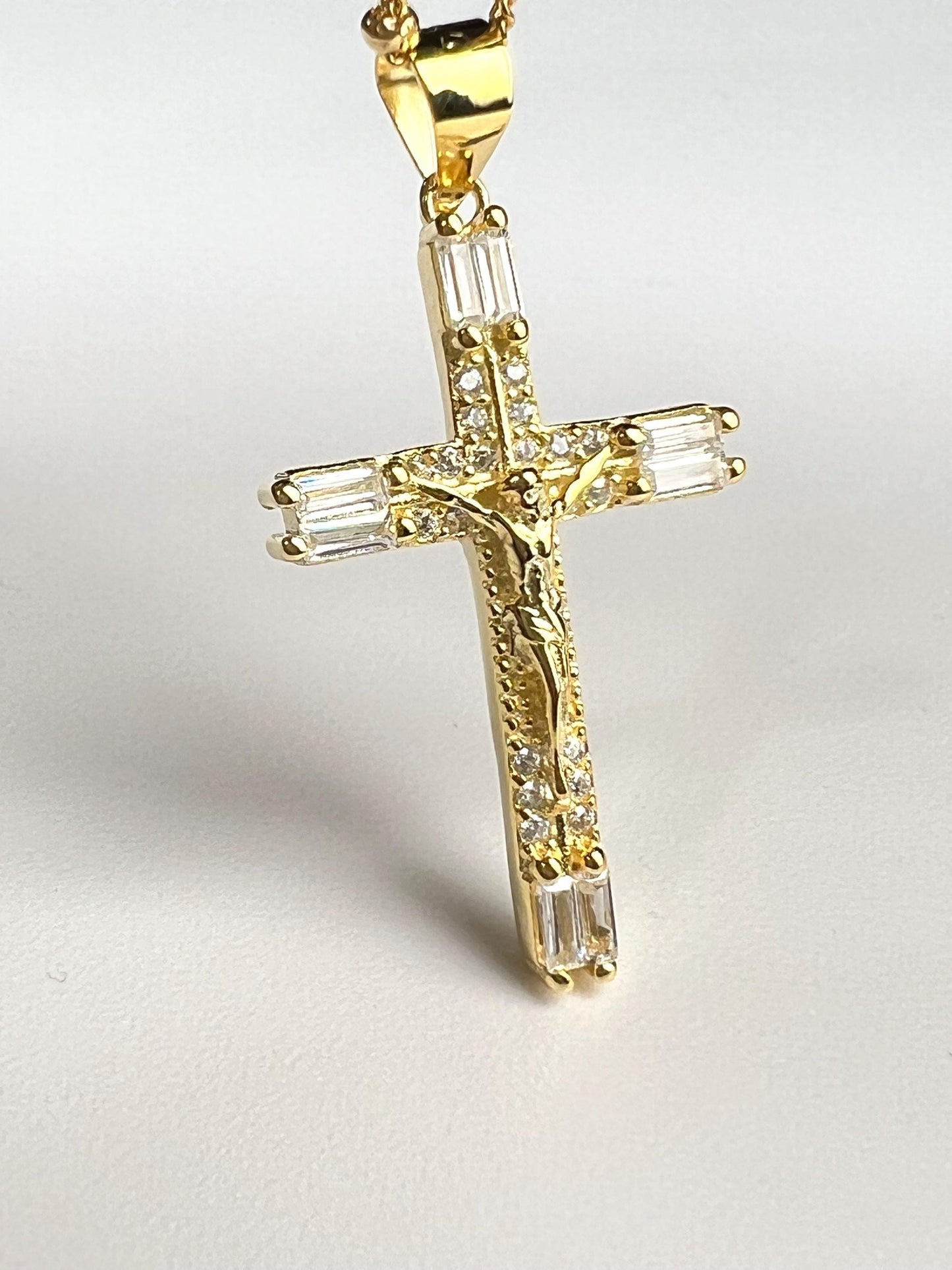 18k Gold Vermeil and 925 Sterling Silver CZ Diamonnd baguette setting Cross Pendant Necklace 925 stamped