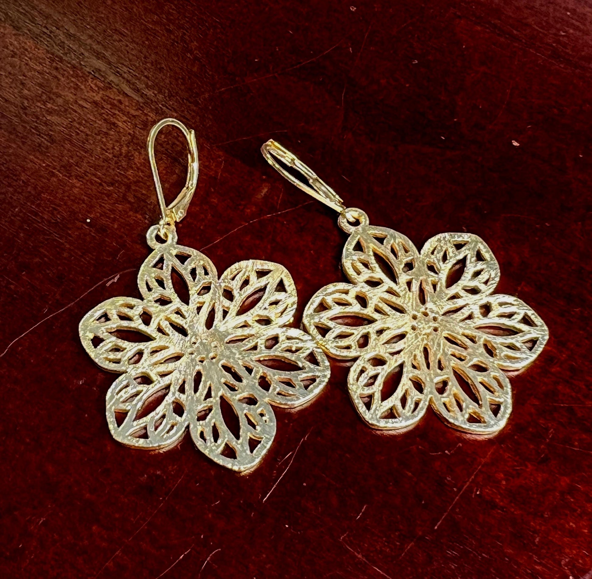 18k Gold Vermeil Bali brush gold Filigree flower 28x35mm Handmade Leverback Earrings, beautiful light yellow gold color Earrings, gift